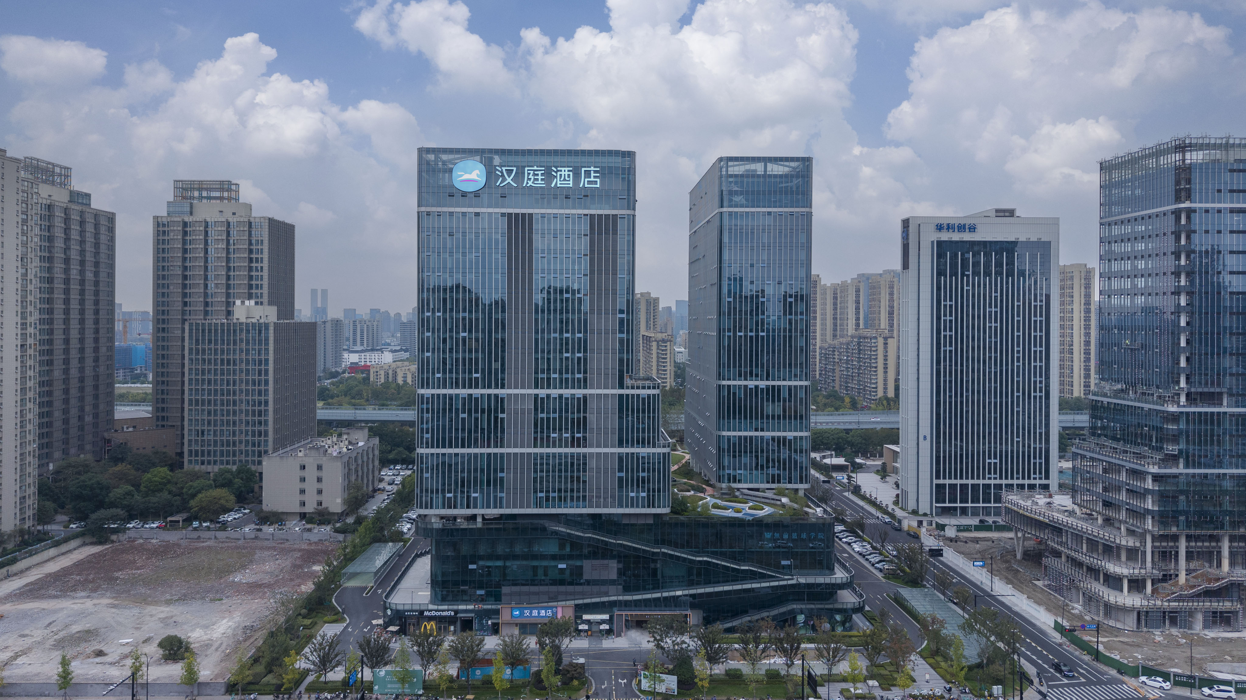 汉庭杭州滨江银泰酒店