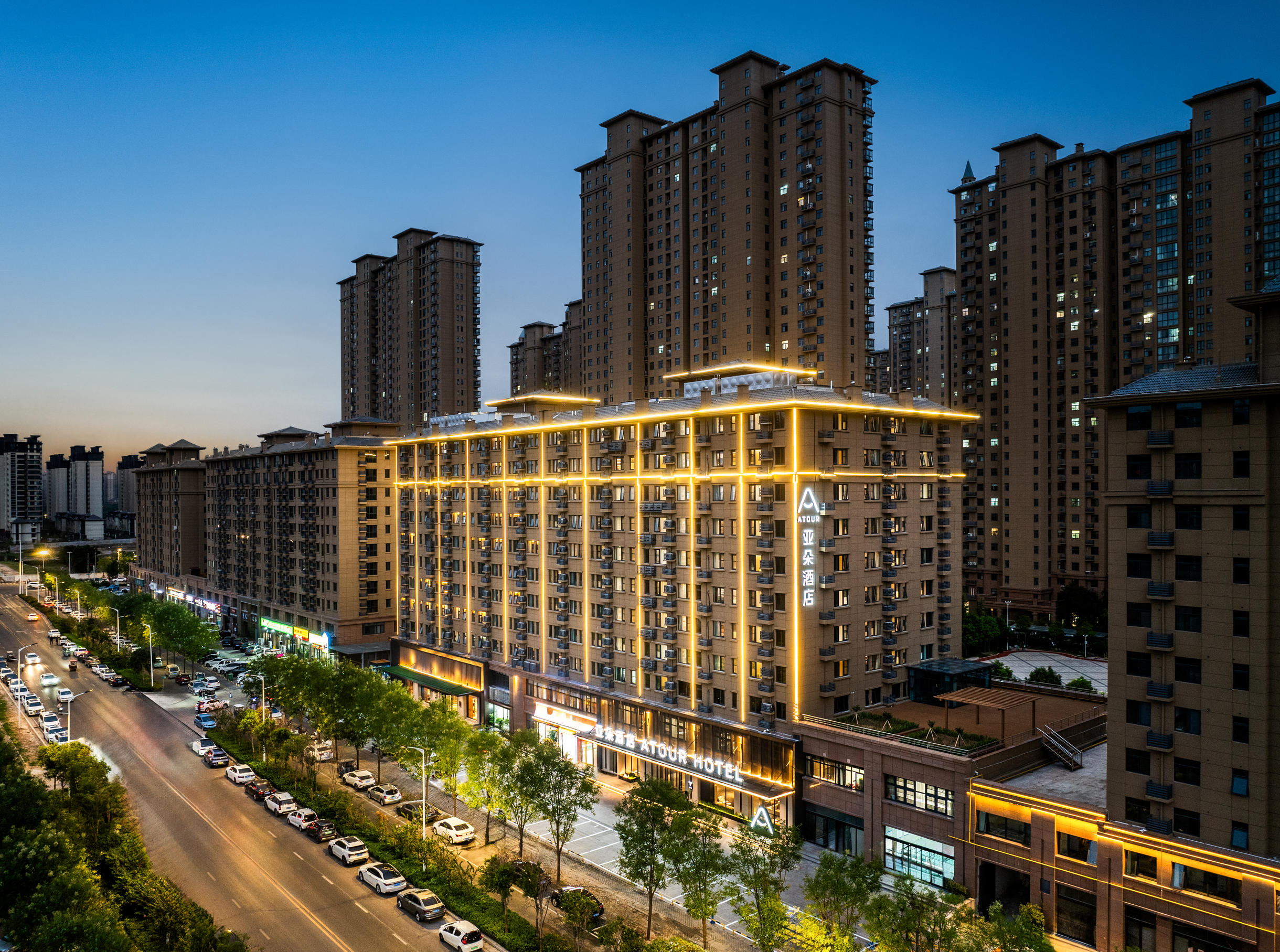 开封北站博物馆亚朵酒店