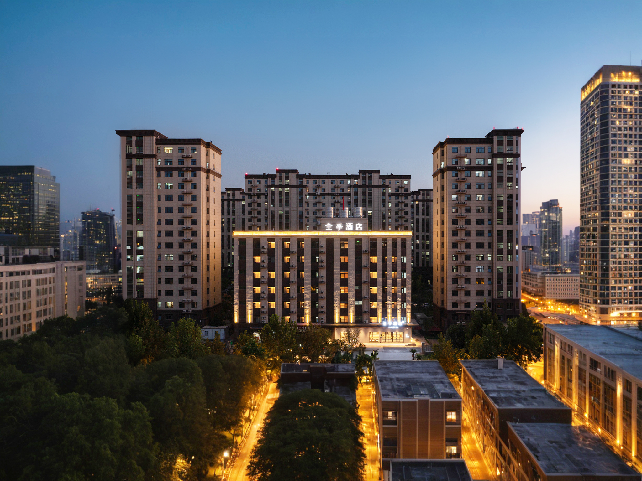 全季郑州北龙湖金融中心杨金路酒店