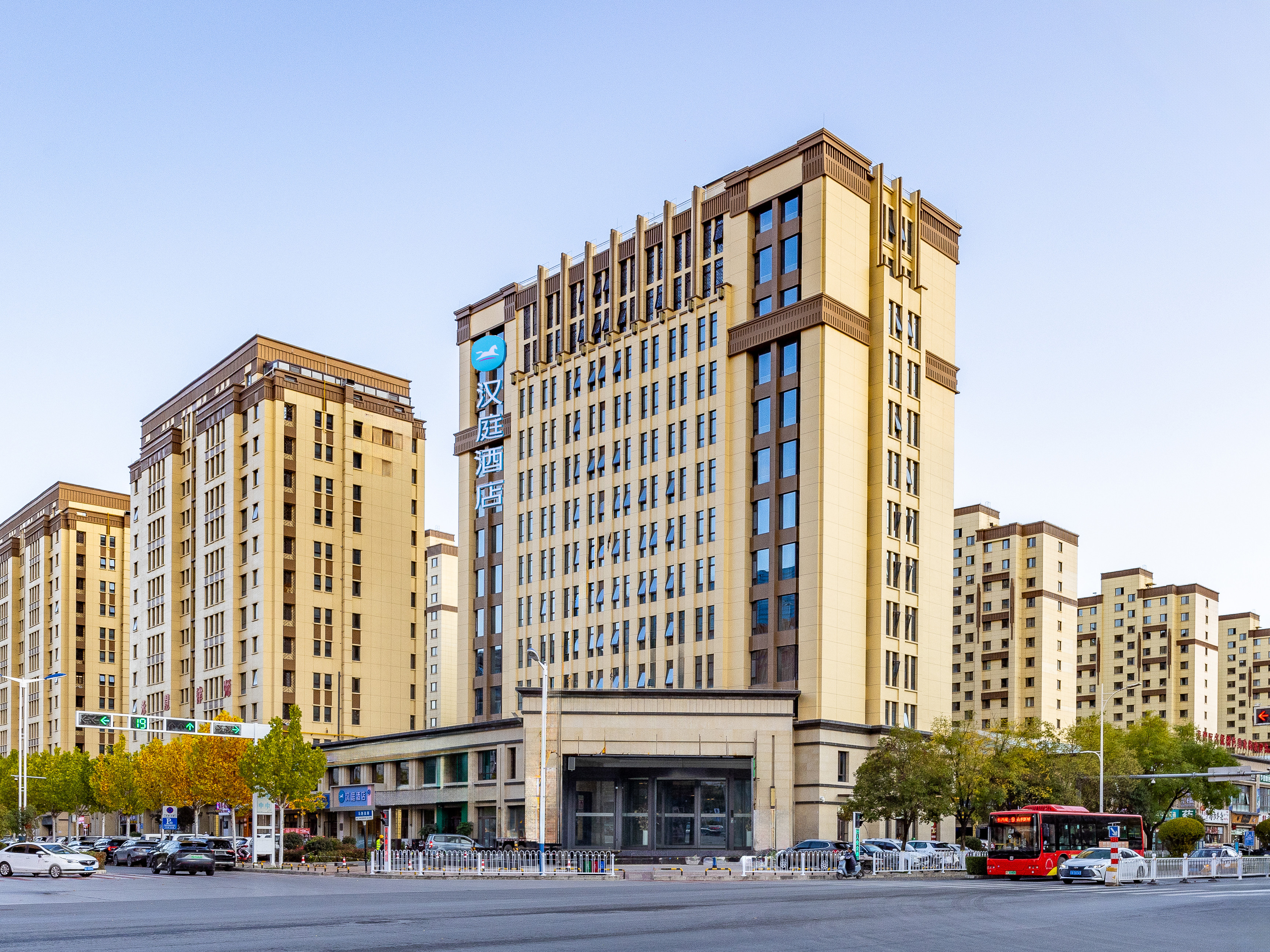 汉庭天水南站盛达广场酒店