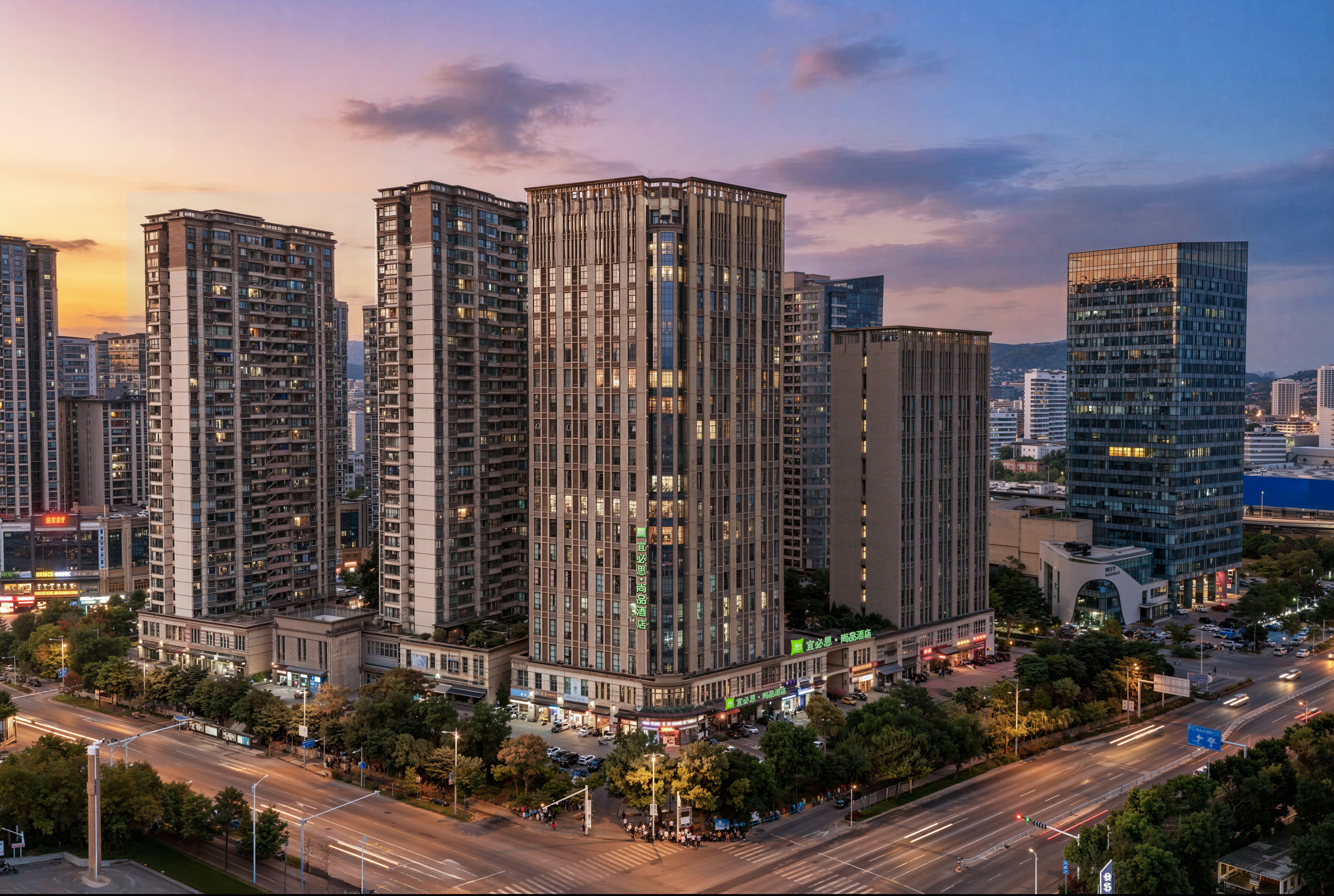 宜必思尚品昆明高新区吾悦广场酒店