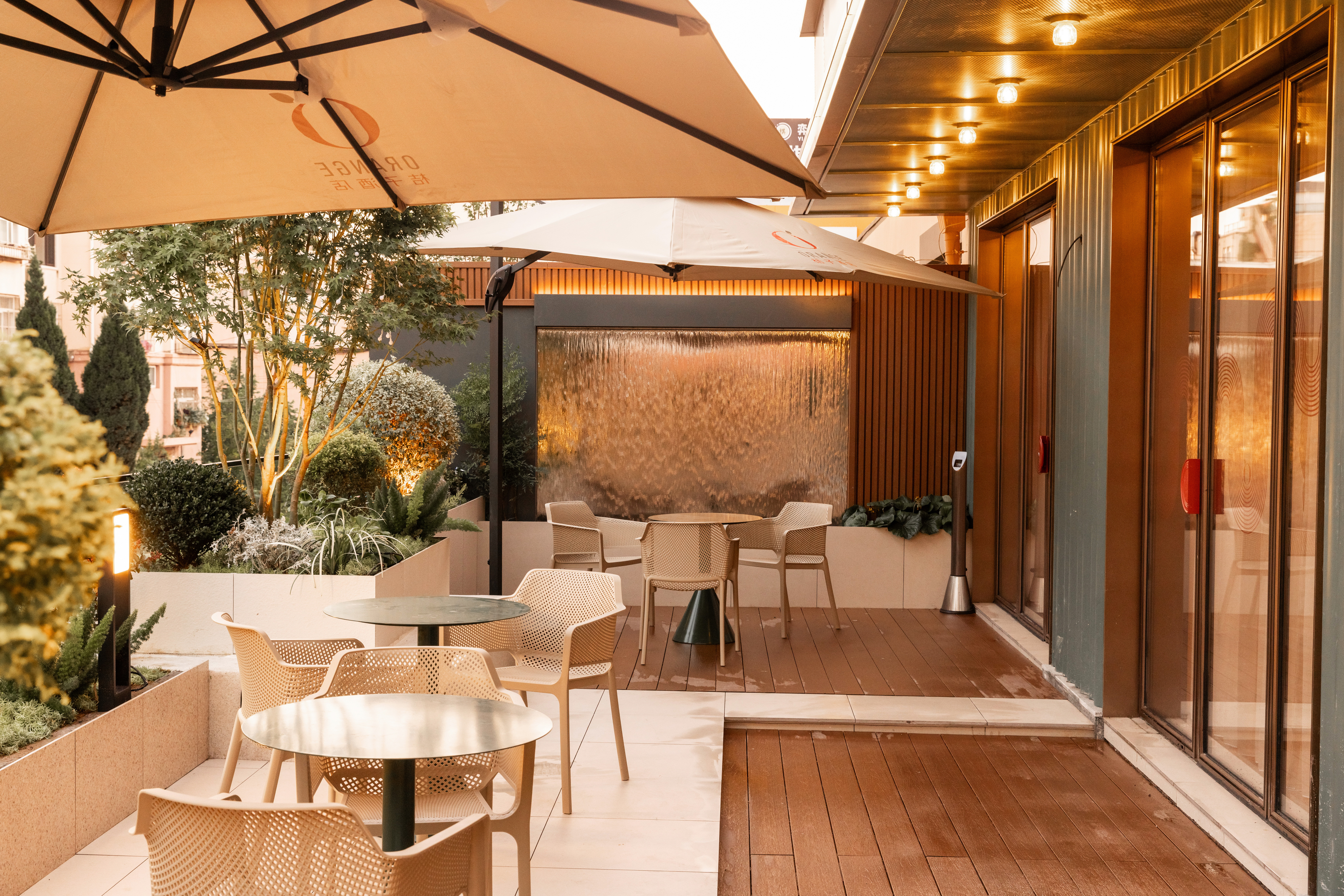 桔子青岛北站东广场酒店