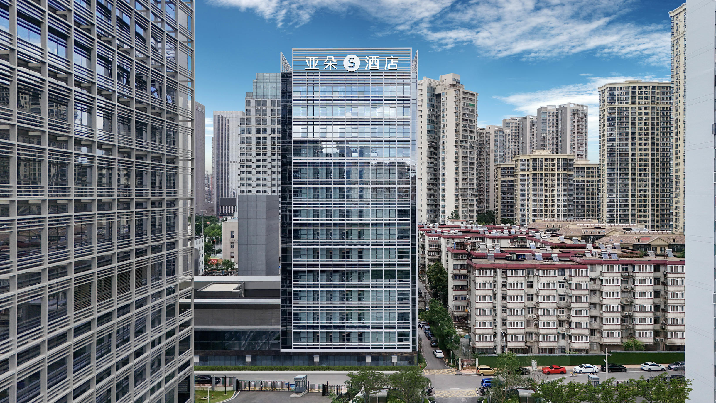 武汉东湖中北路亚朵S酒店