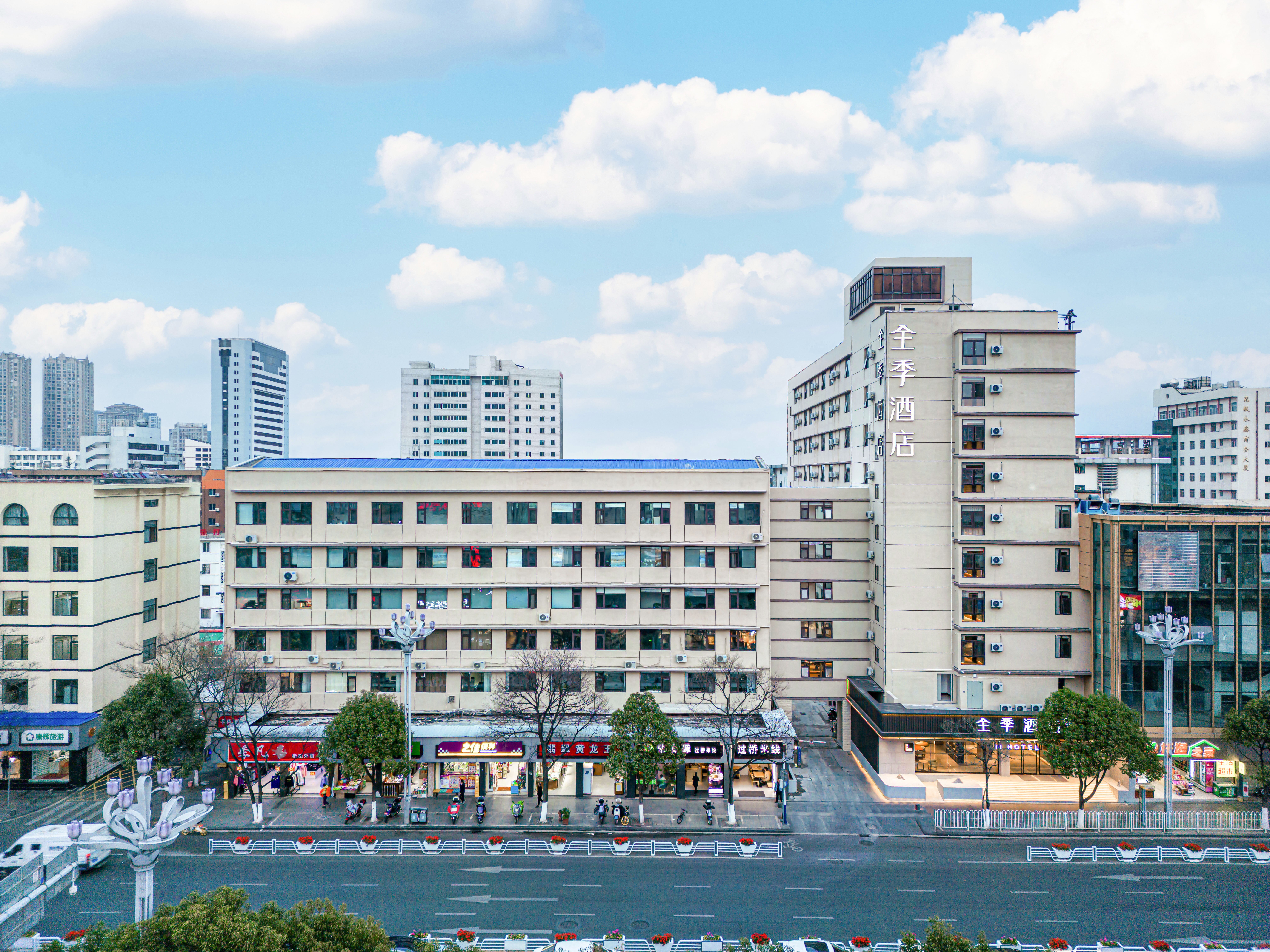 全季昆明火车站北广场酒店