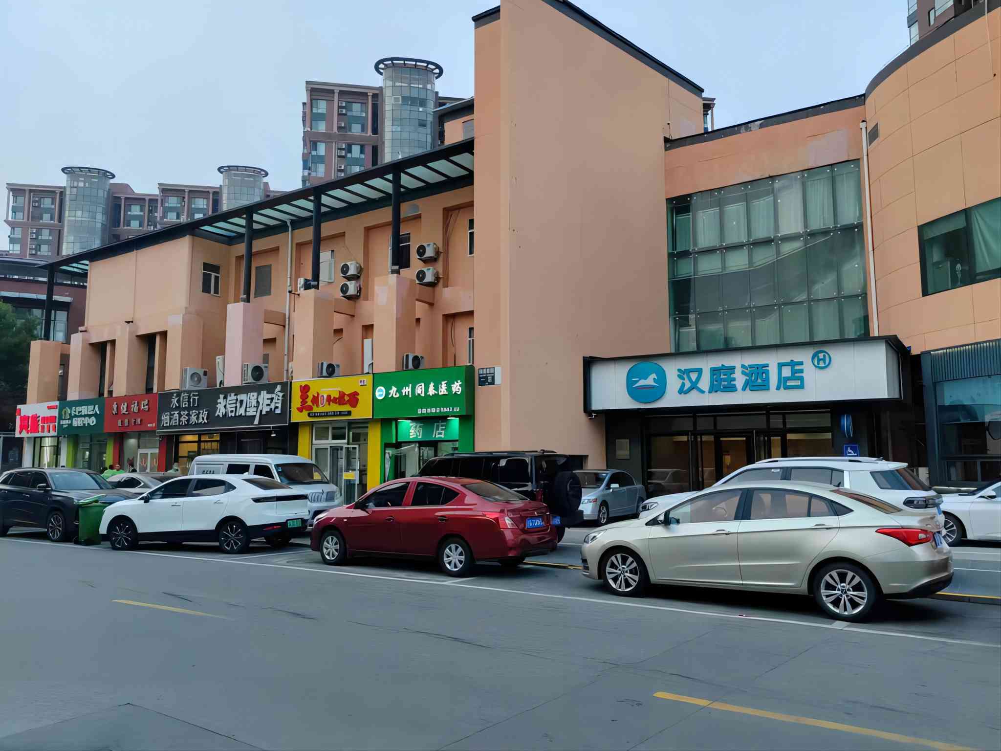汉庭北京顺义中心地铁站酒店