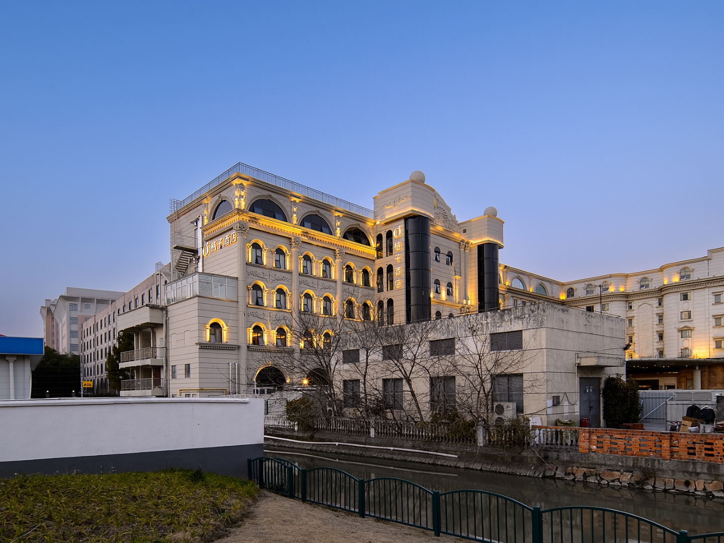 桔子上海新国际博览中心酒店