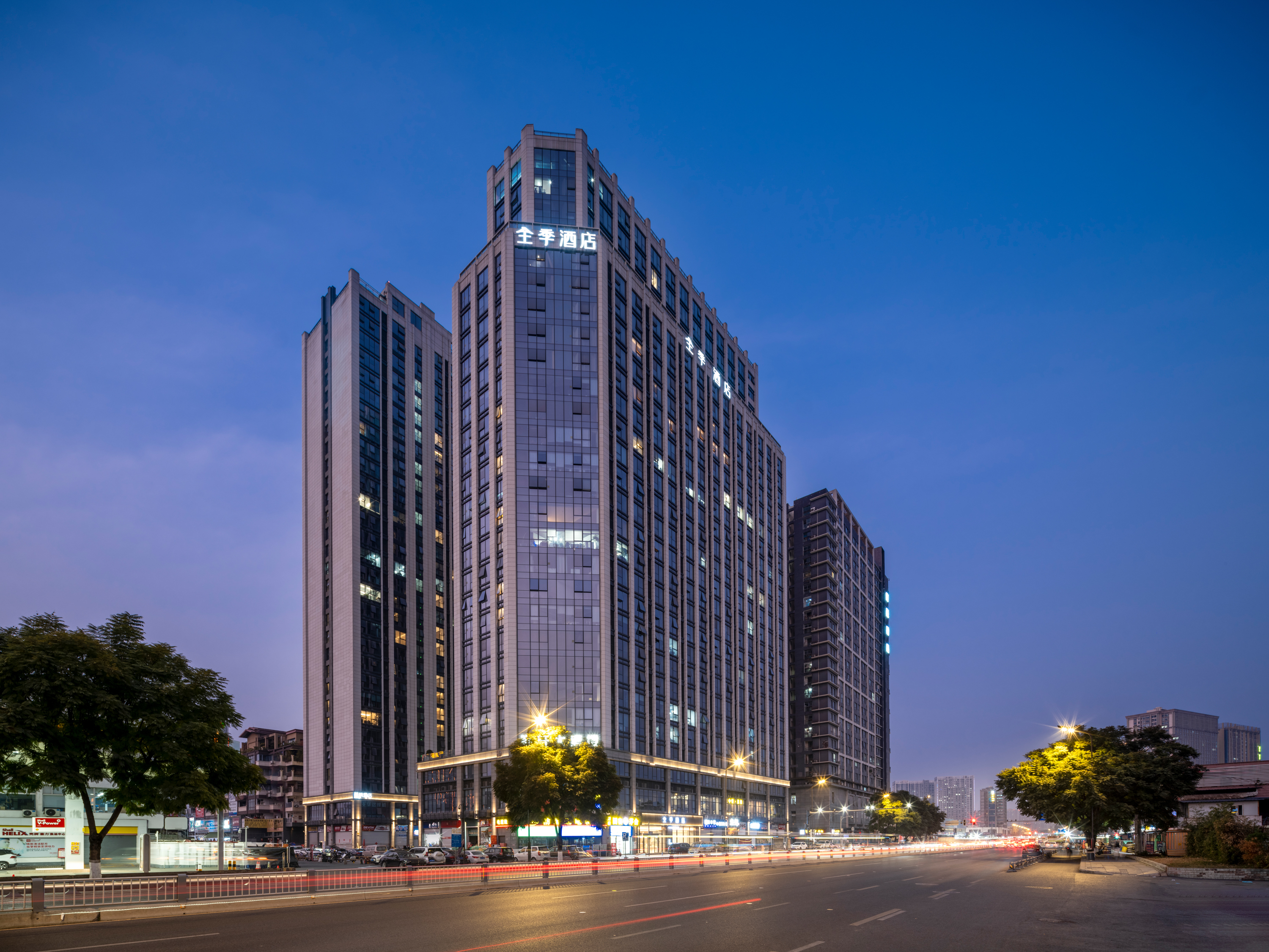 全季成都欢乐谷酒店