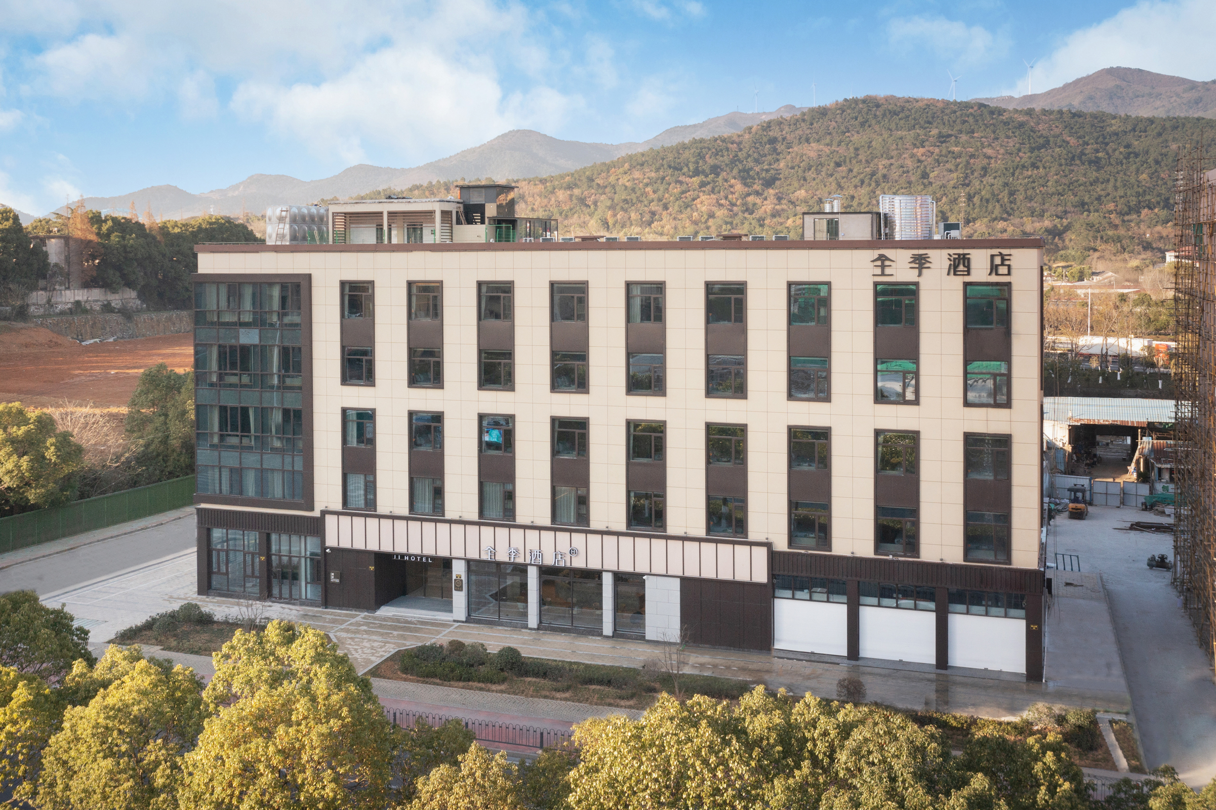 全季湖州南太湖敢山路酒店