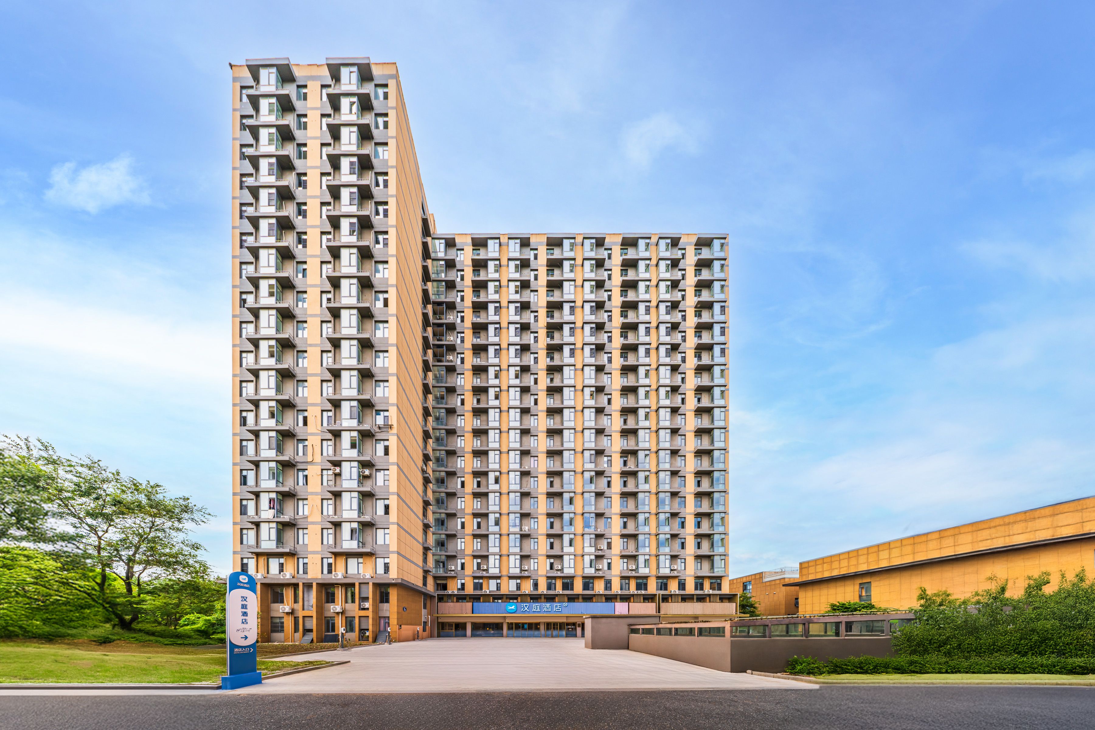 汉庭南通苏锡通产业园滨江酒店