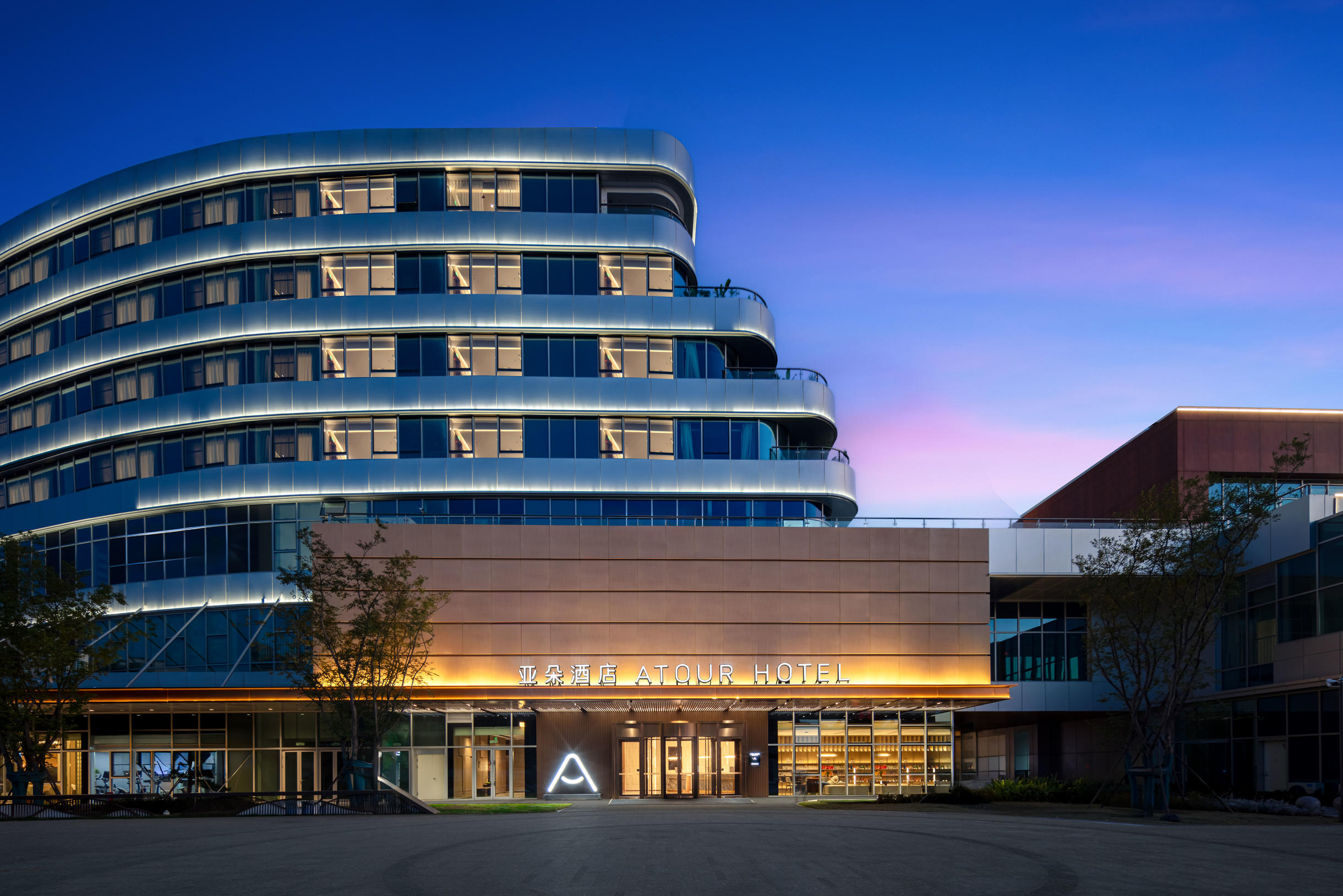 无锡拈花湾马山太湖里睦邻中心亚朵酒店