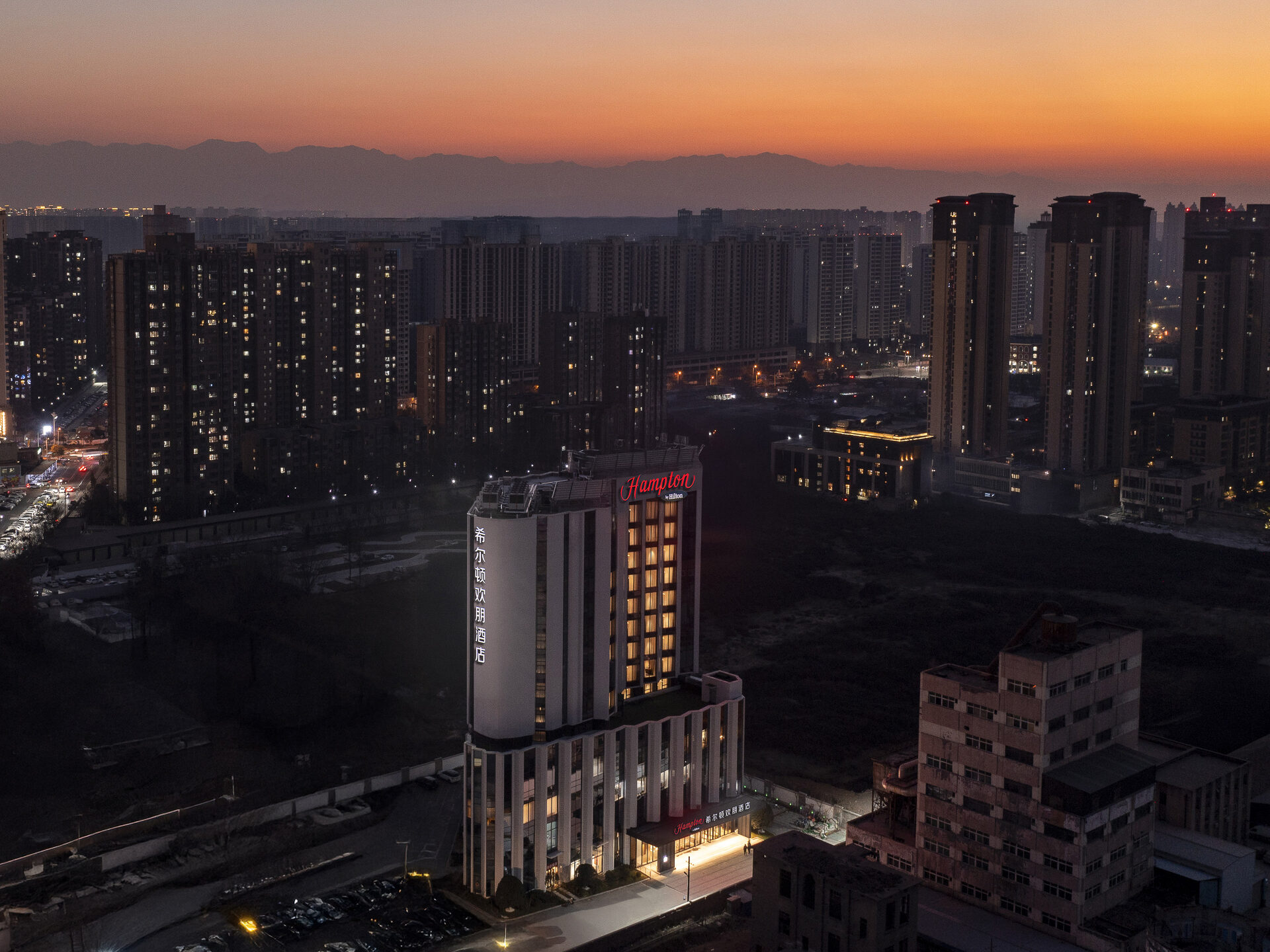 西安高新丈八北路希尔顿欢朋酒店