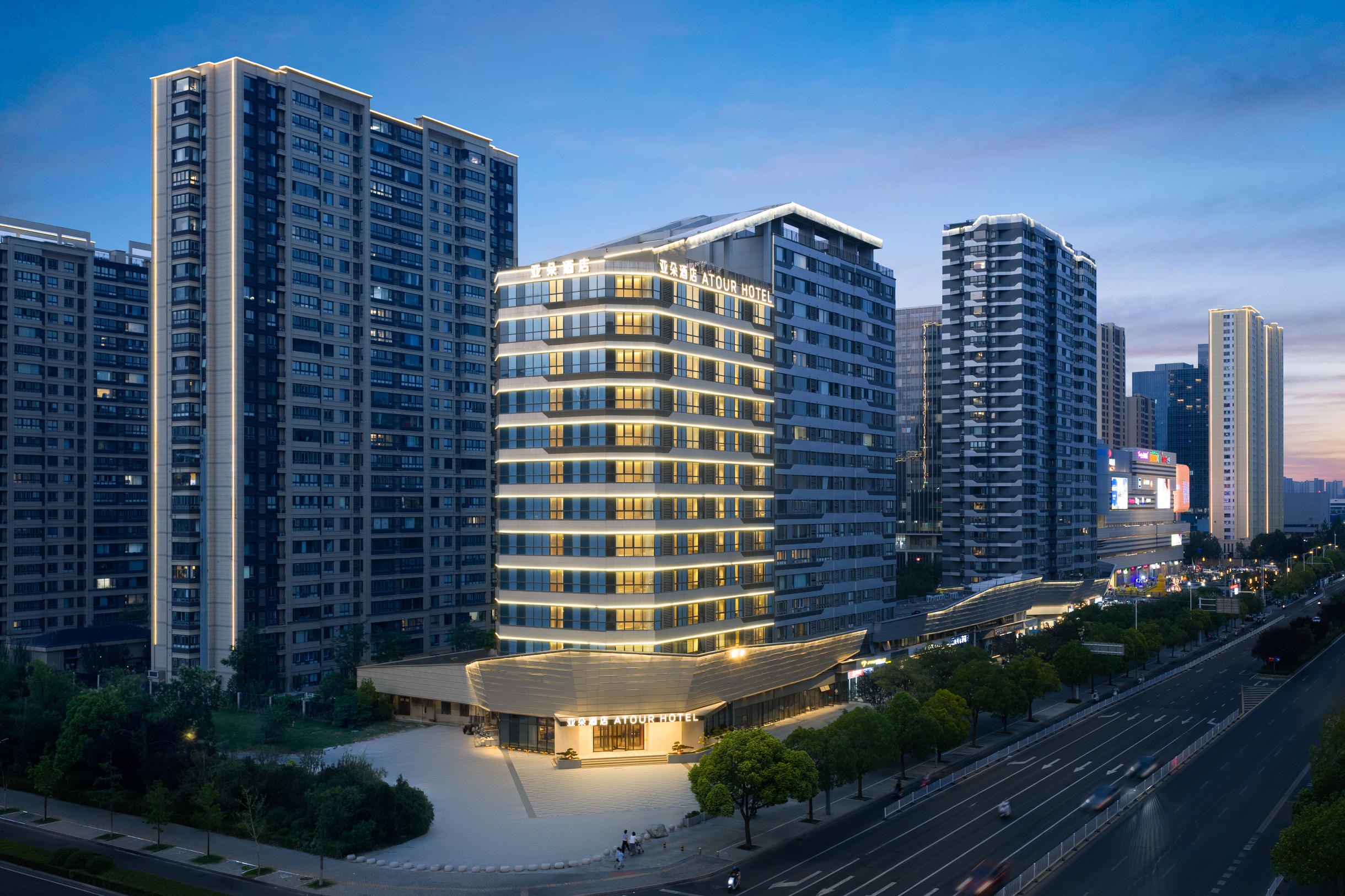 徐州医科大学地铁站和平大道亚朵酒店