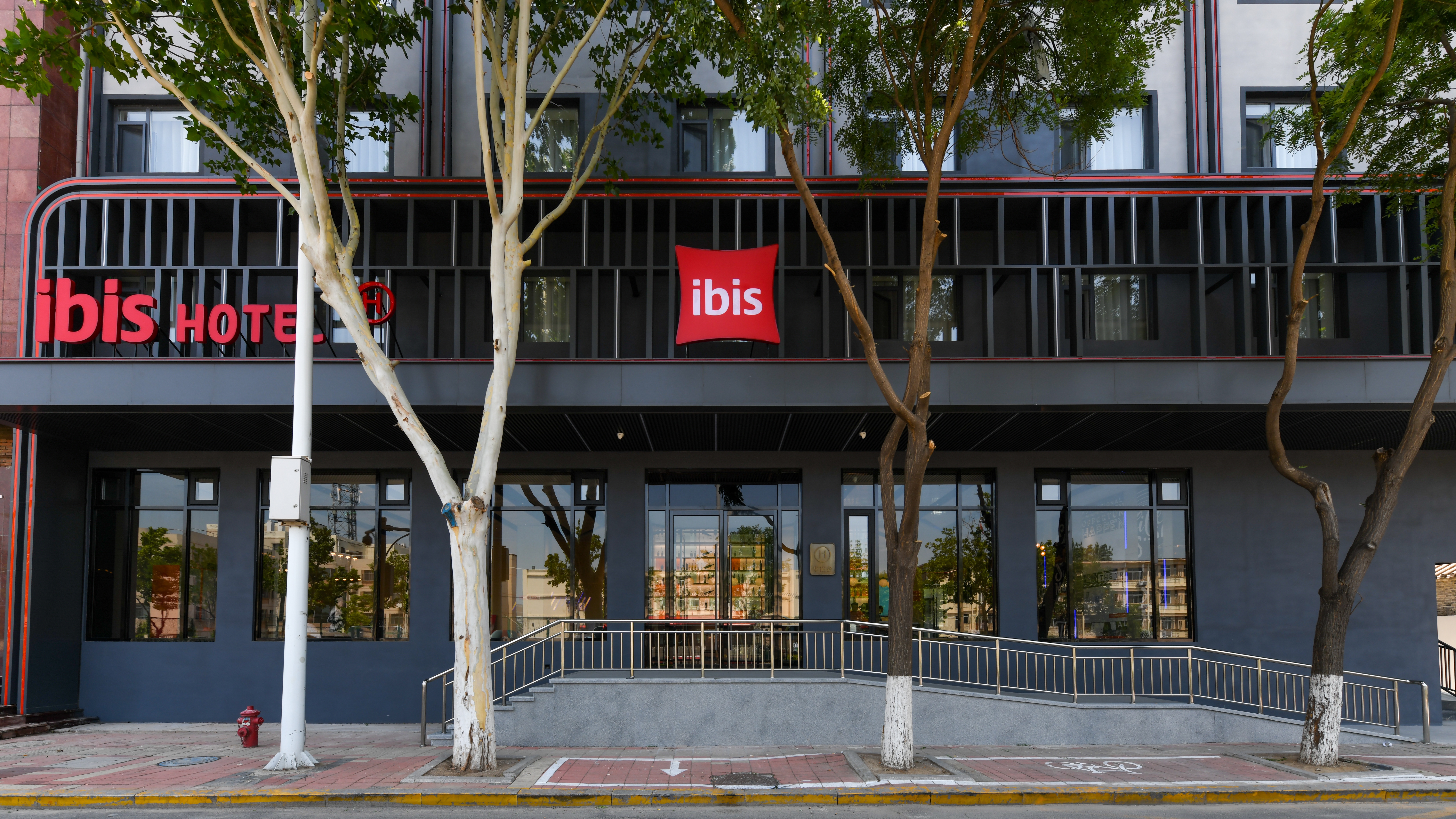 宜必思天津西站河北工大酒店