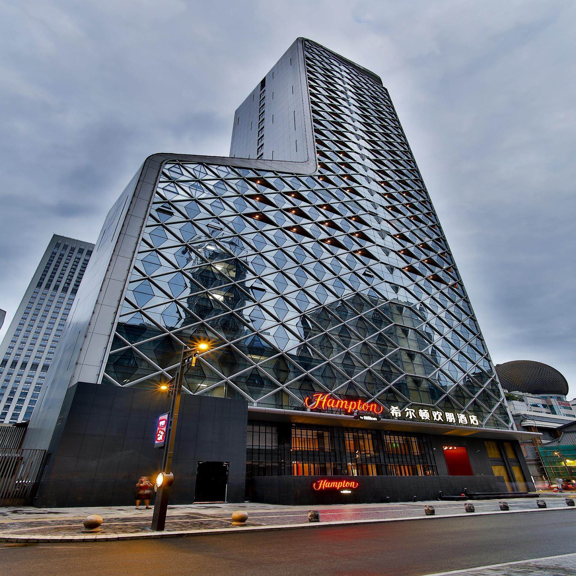 成都春熙路希尔顿欢朋酒店