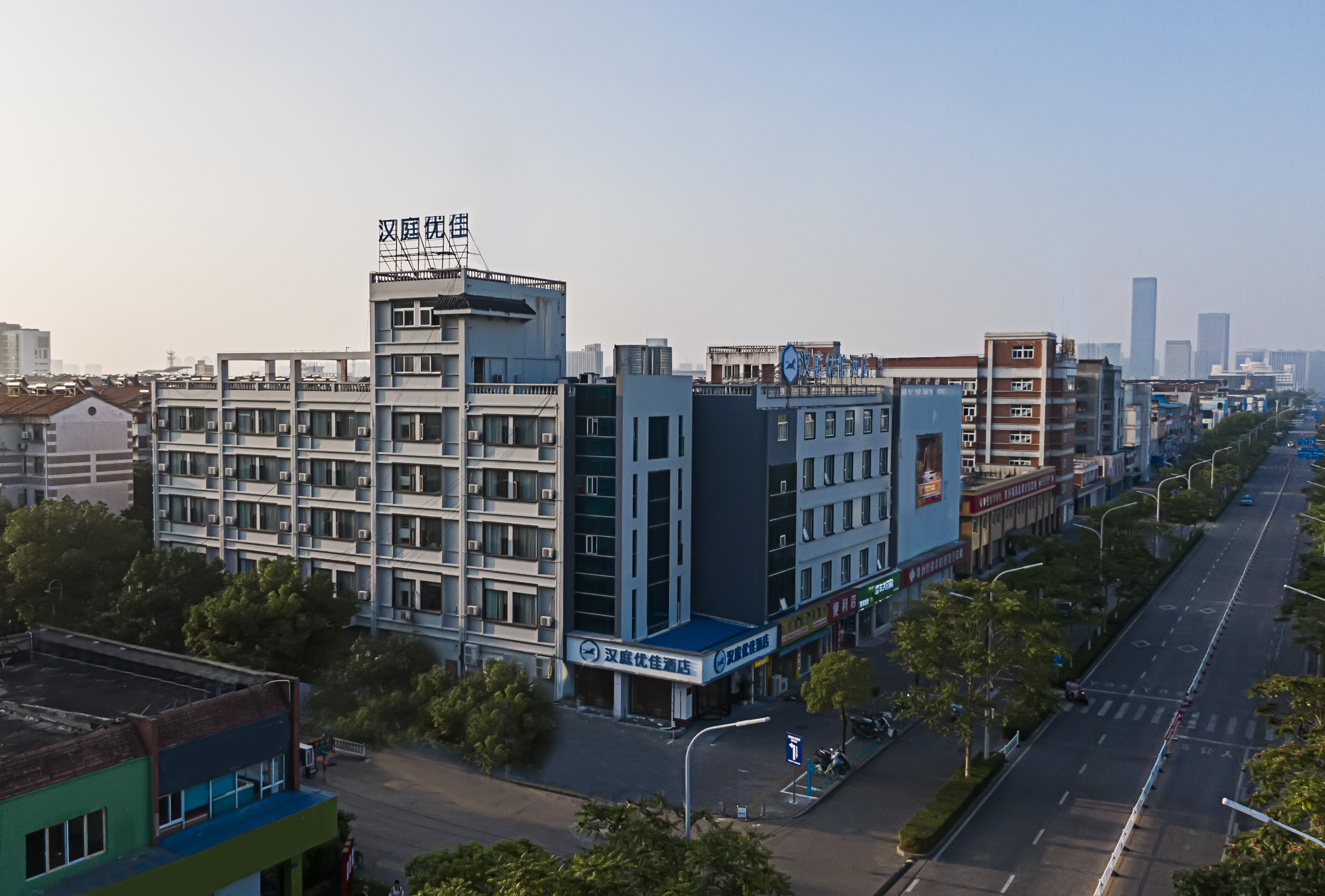 汉庭优佳泰州万达广场酒店