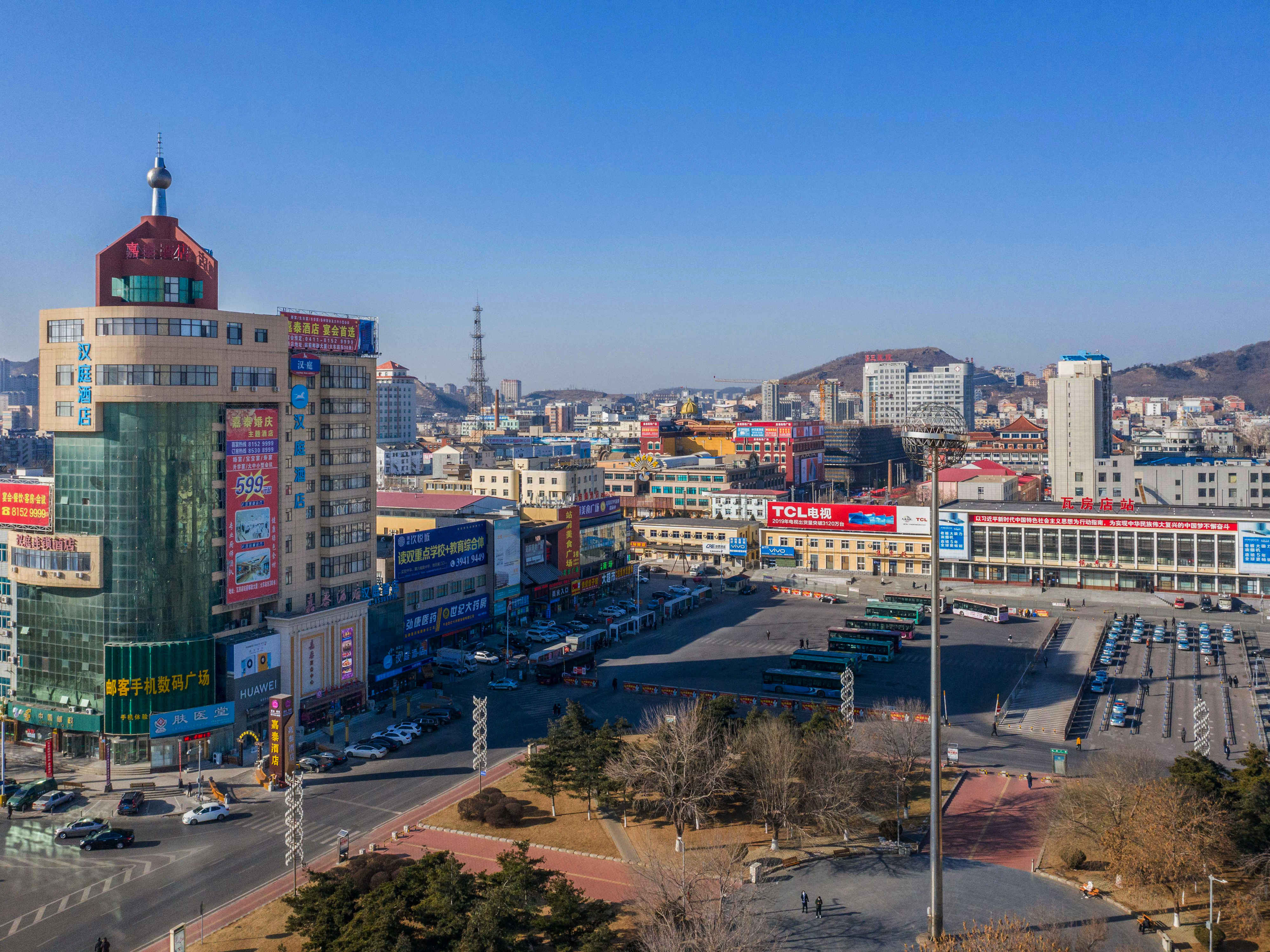 汉庭瓦房店火车站酒店