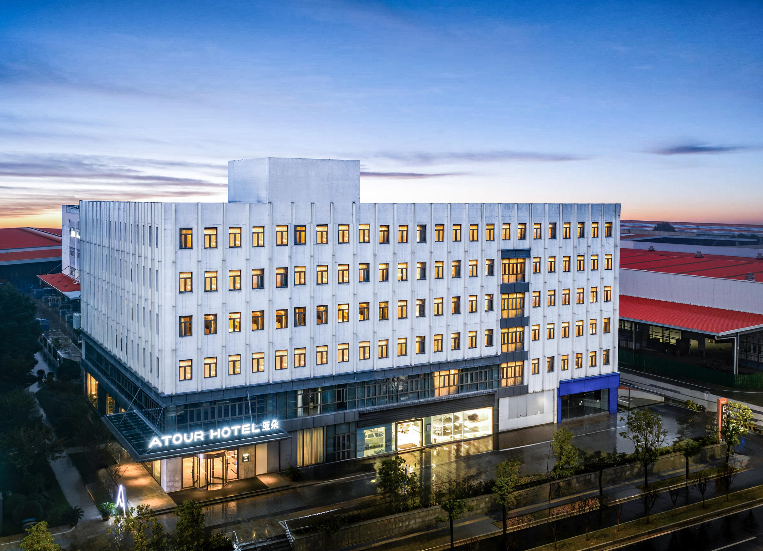 南京南站胜太西路亚朵酒店