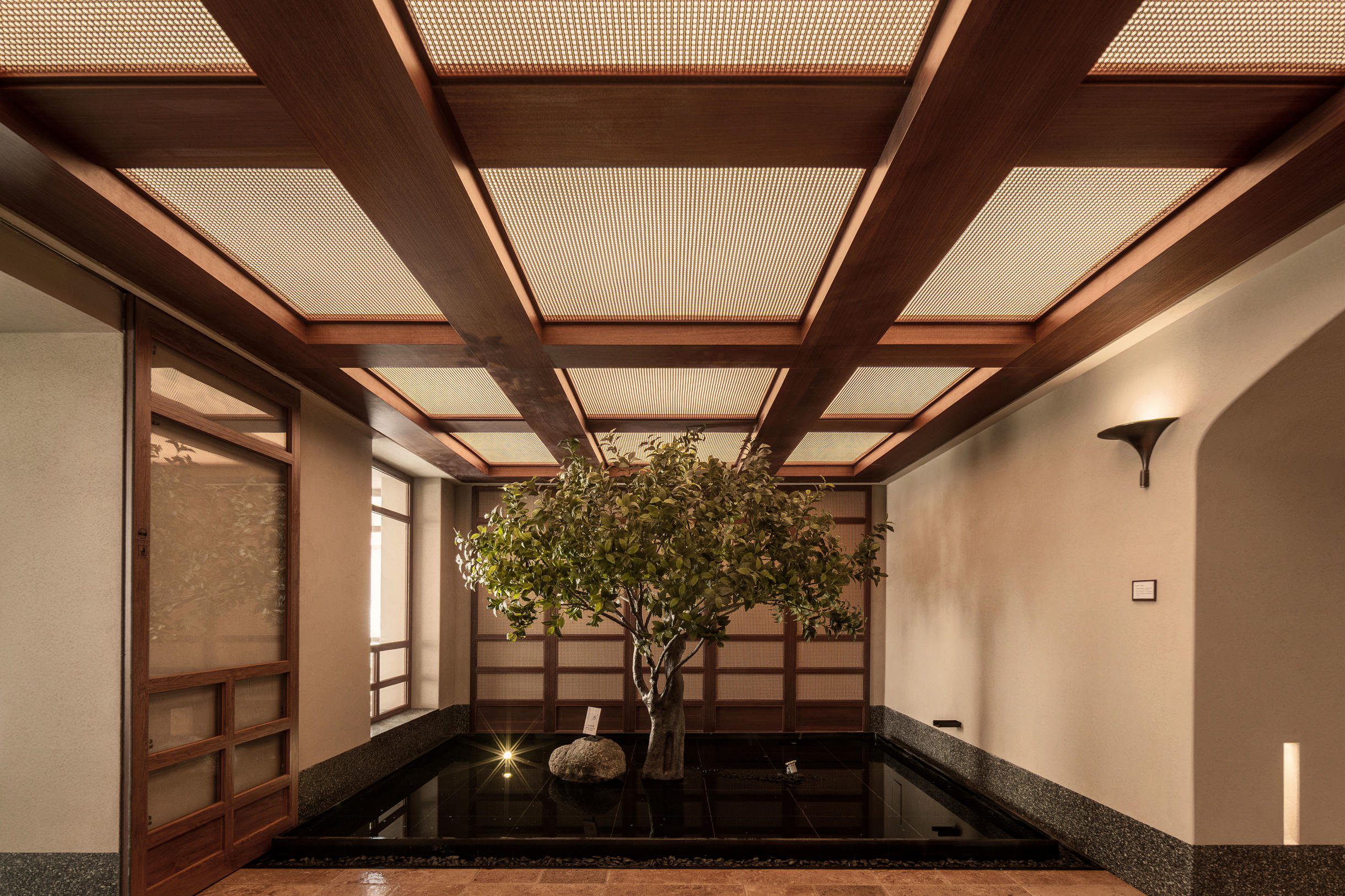 庐山牯岭街美庐亚朵酒店