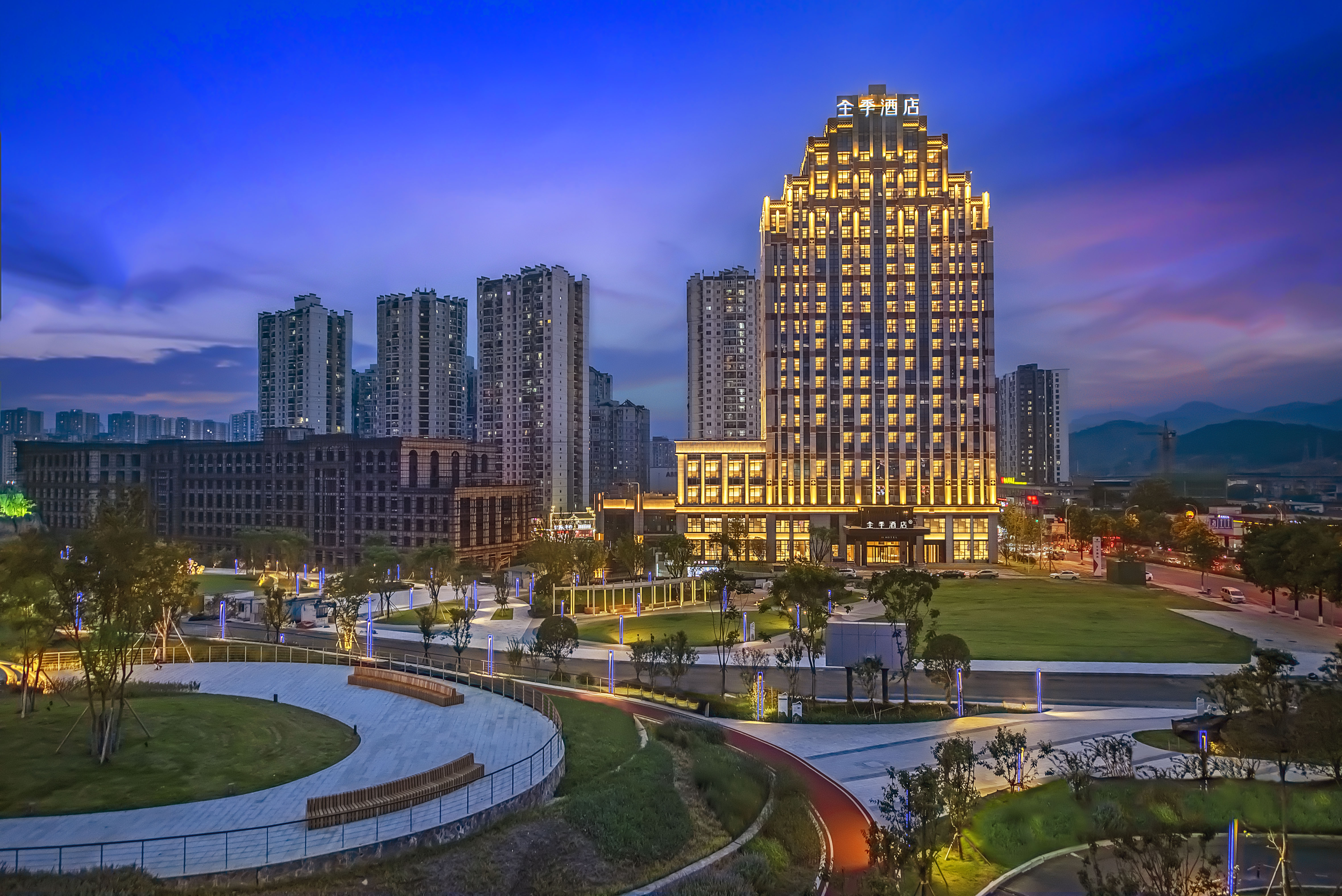 全季重庆西站酒店