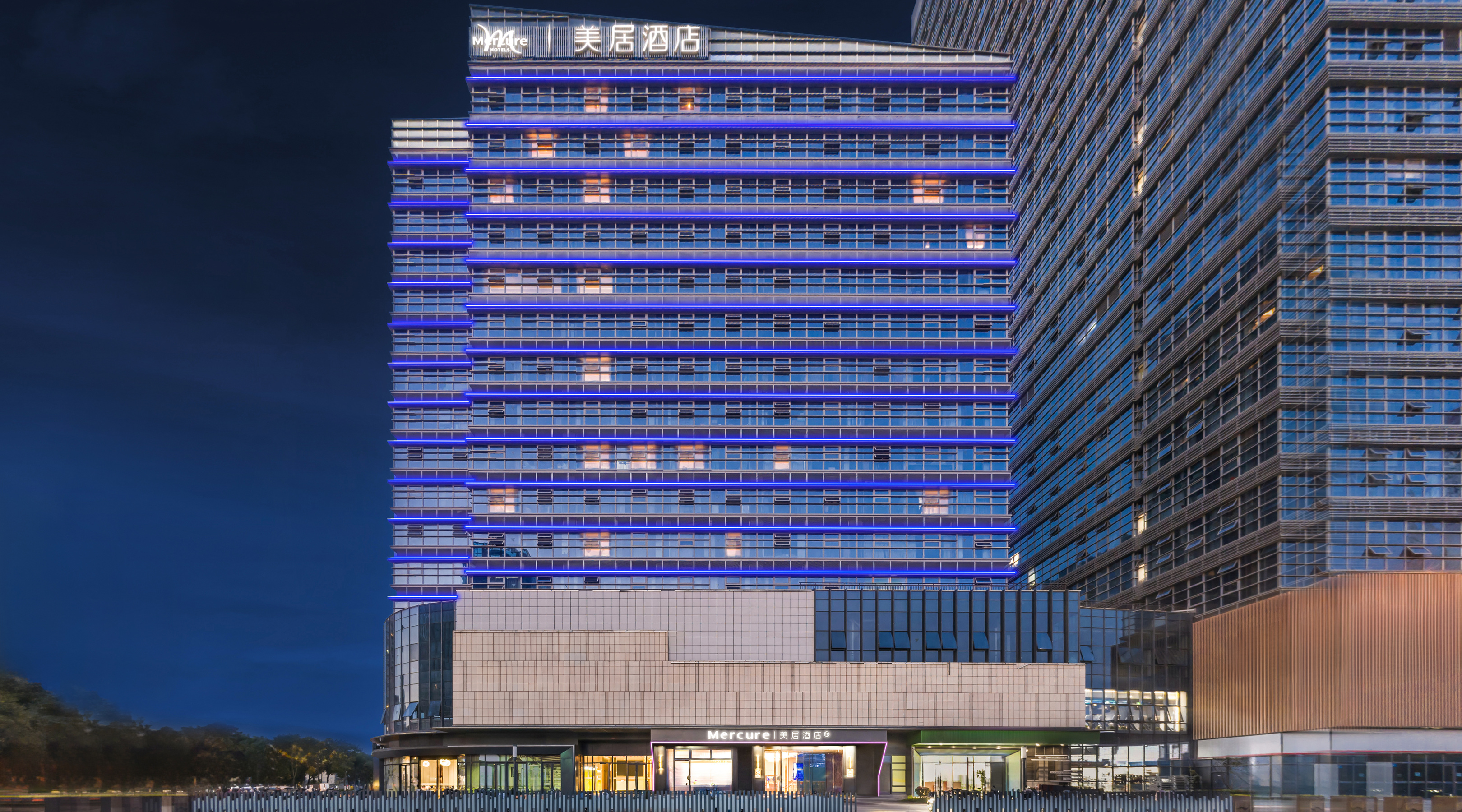 无锡东站美居酒店