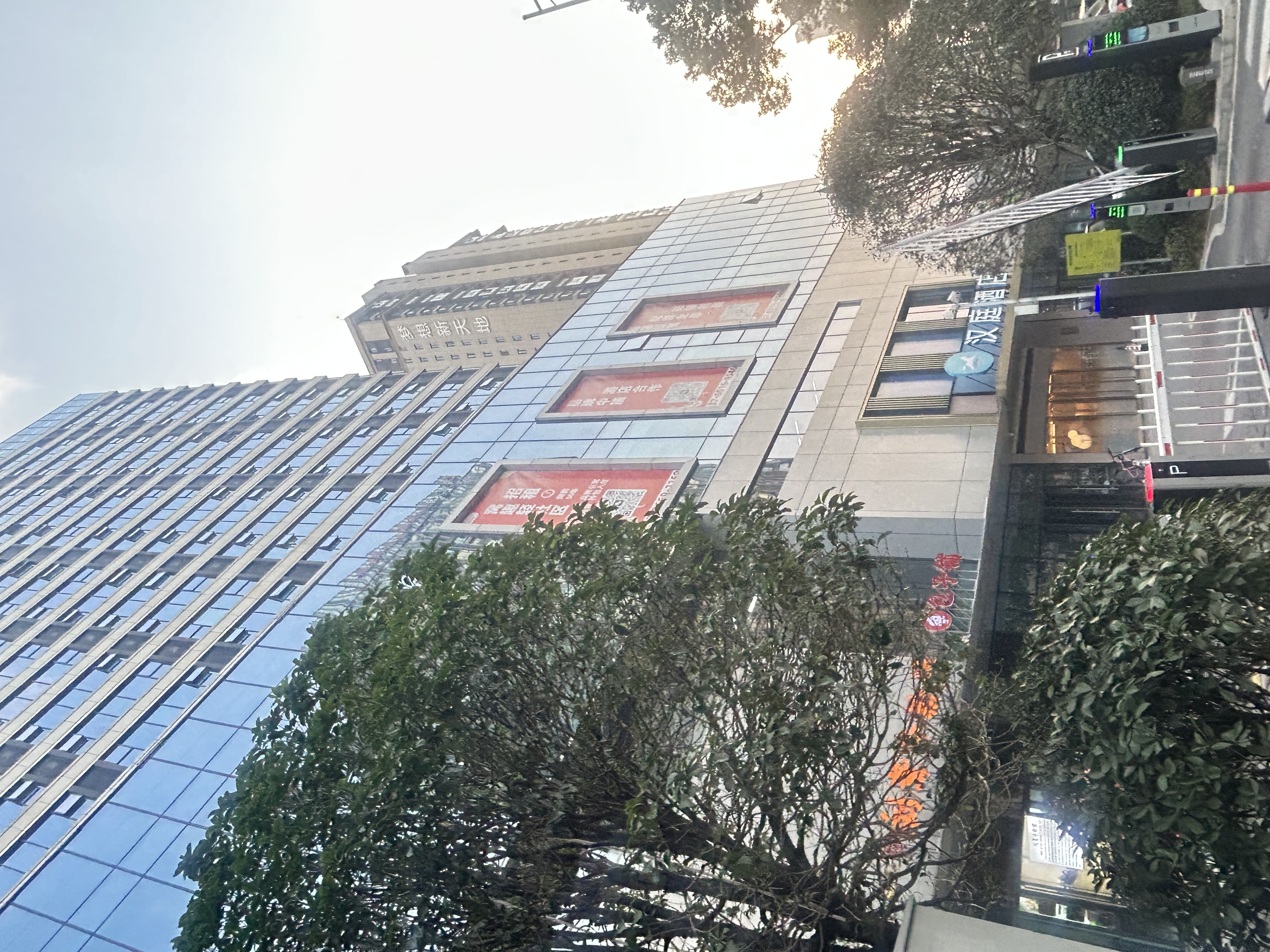 汉庭长沙步步高梅溪新天地酒店