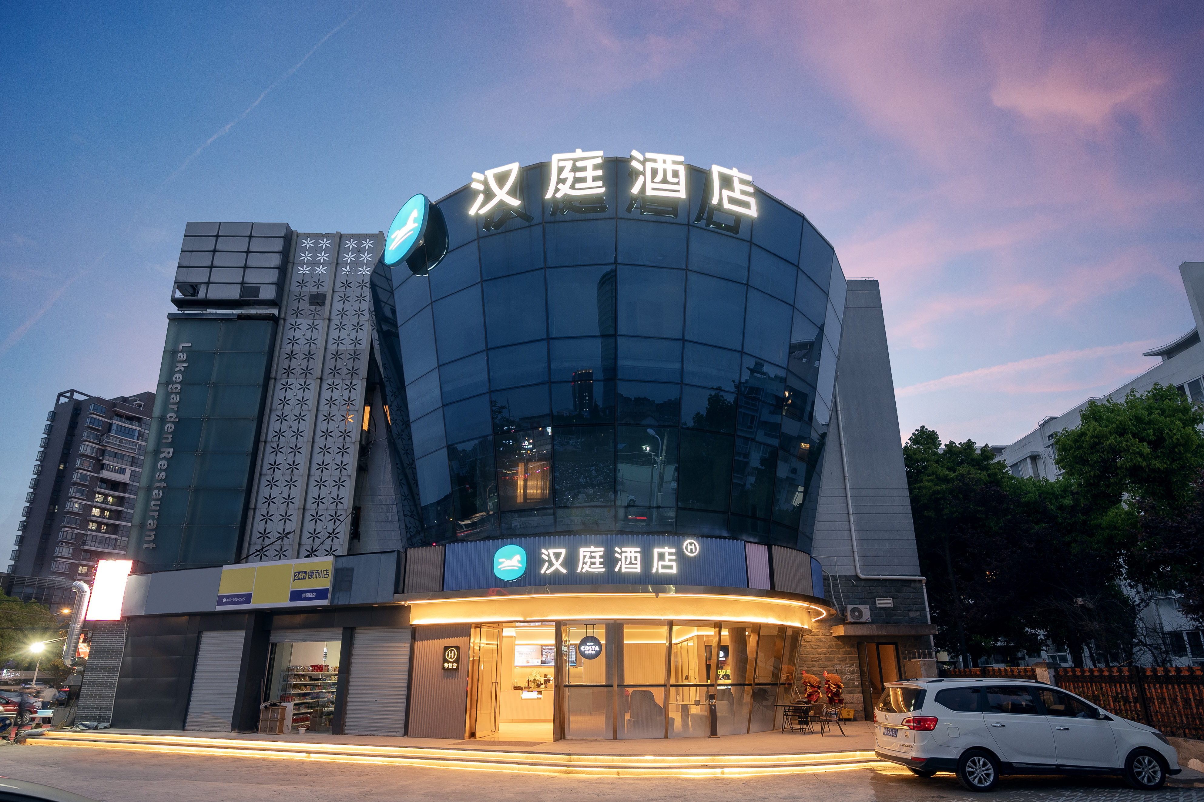 汉庭上海惠南地铁站酒店