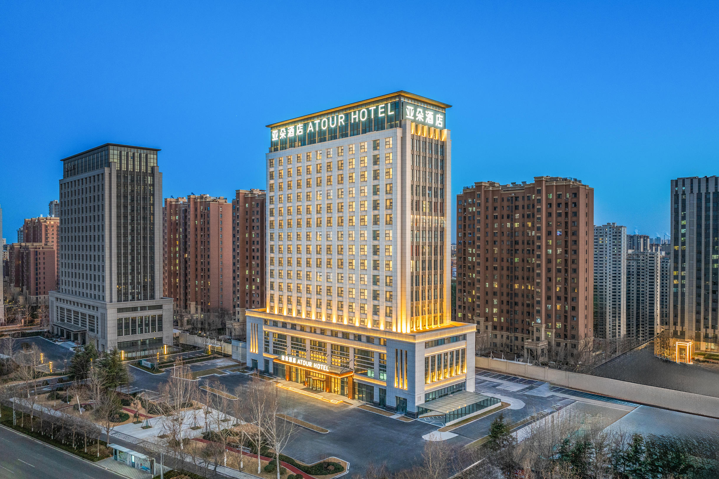 潍坊高新区管委会健康东街亚朵酒店