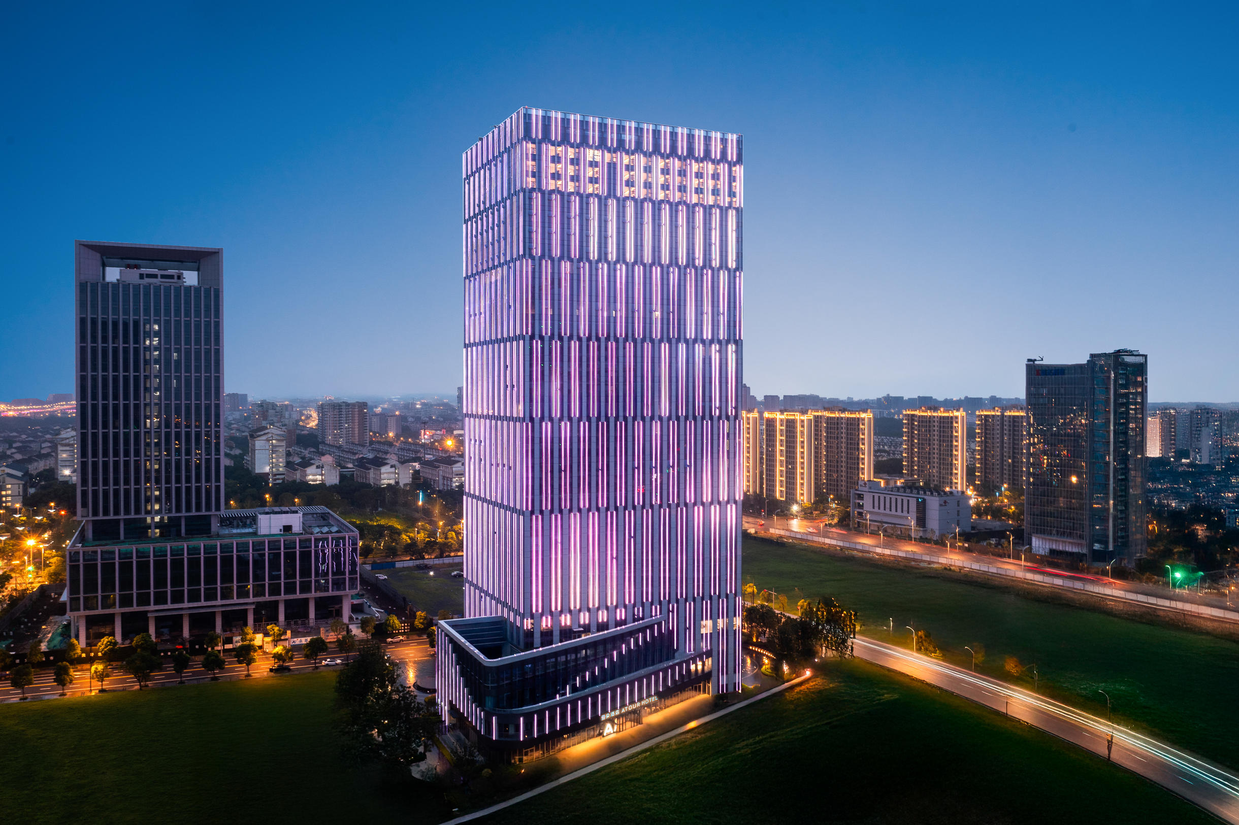 苏州金鸡湖东园区高铁站亚朵酒店