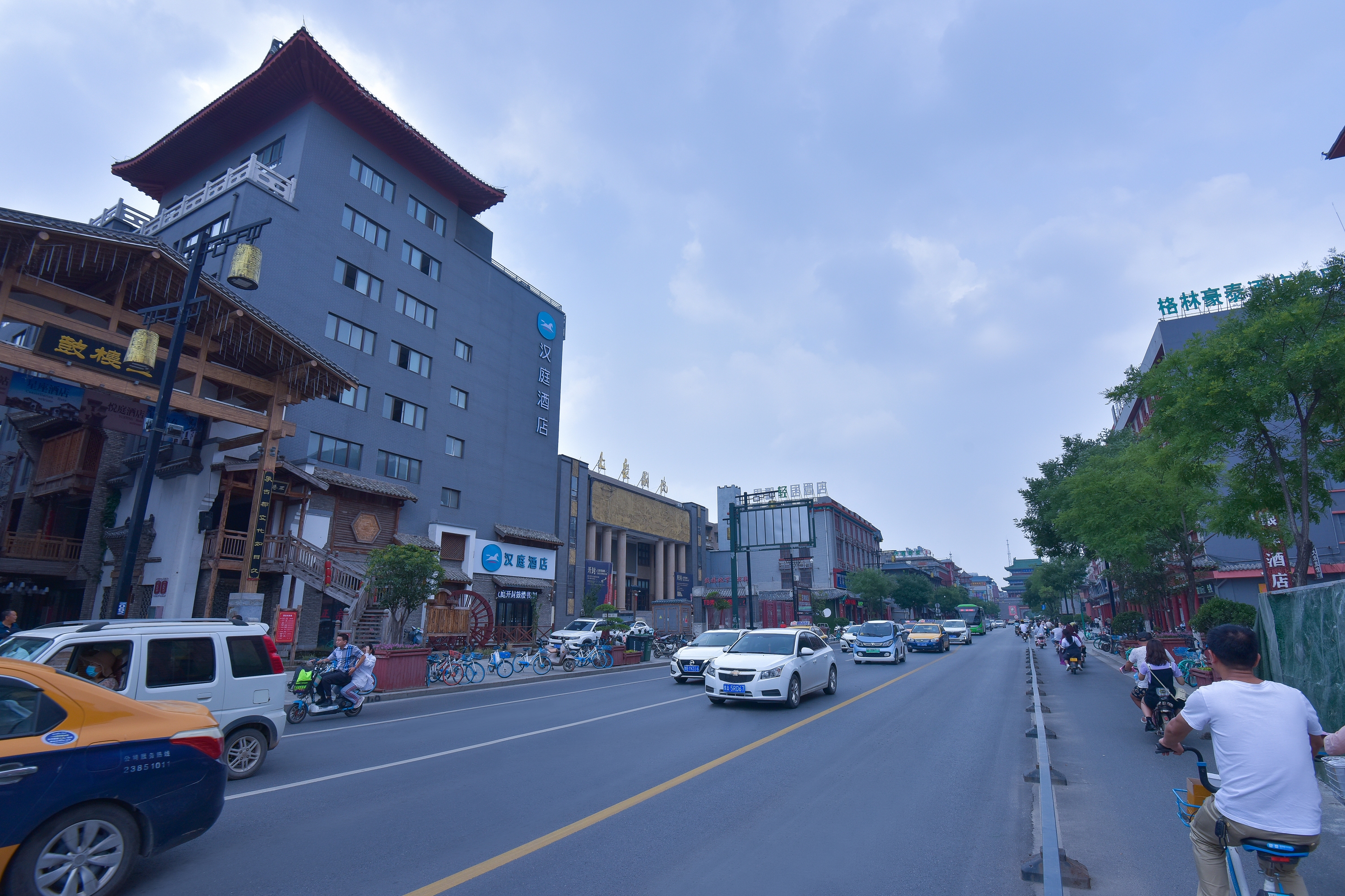 汉庭开封鼓楼书店街酒店