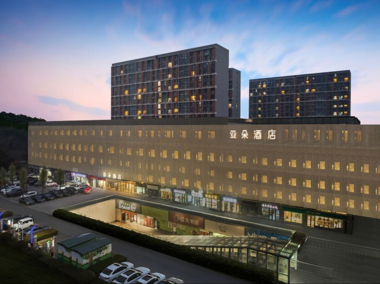 南京南站航空航天大学亚朵酒店