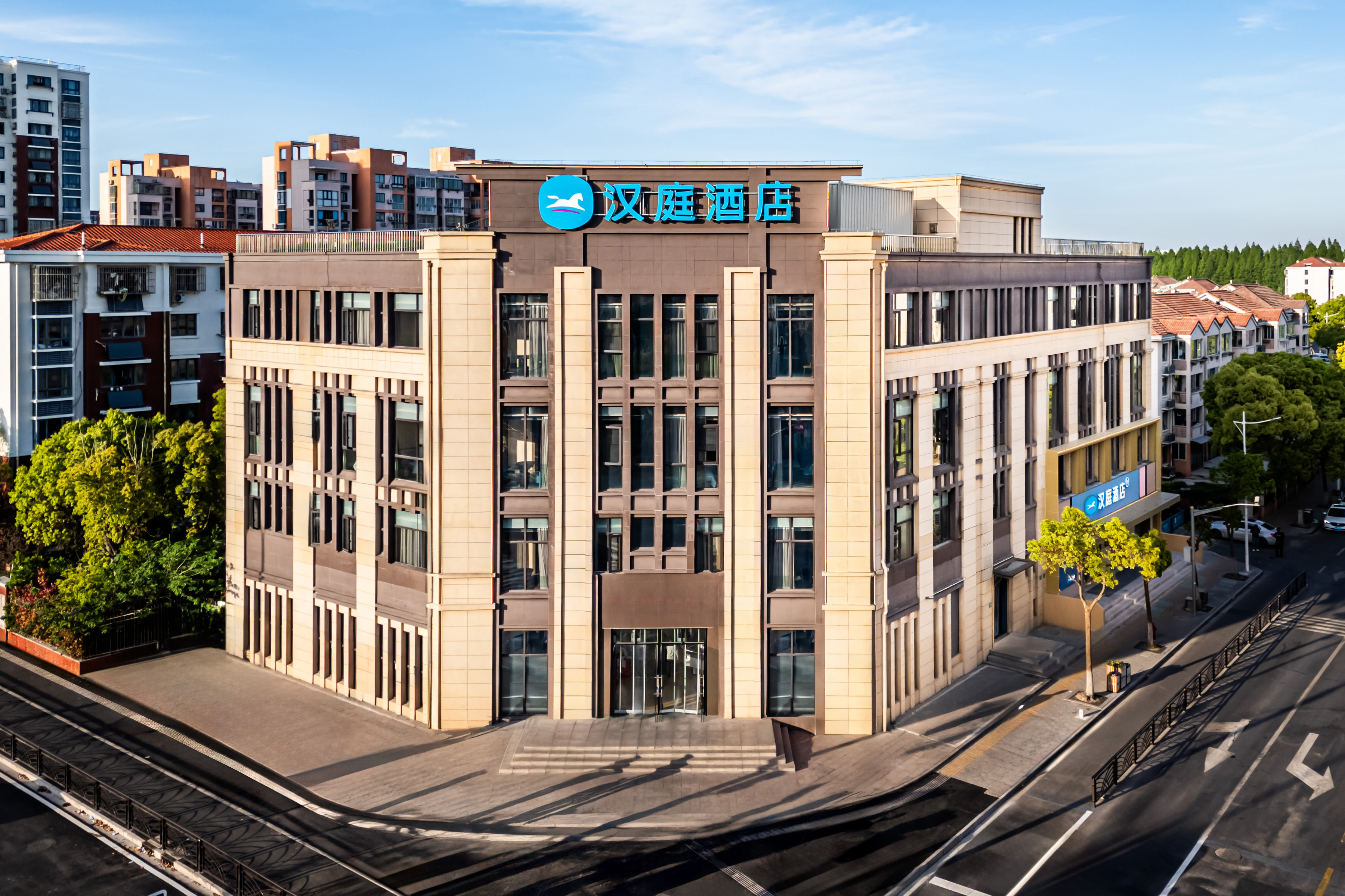 汉庭上海临港新城港辉路酒店