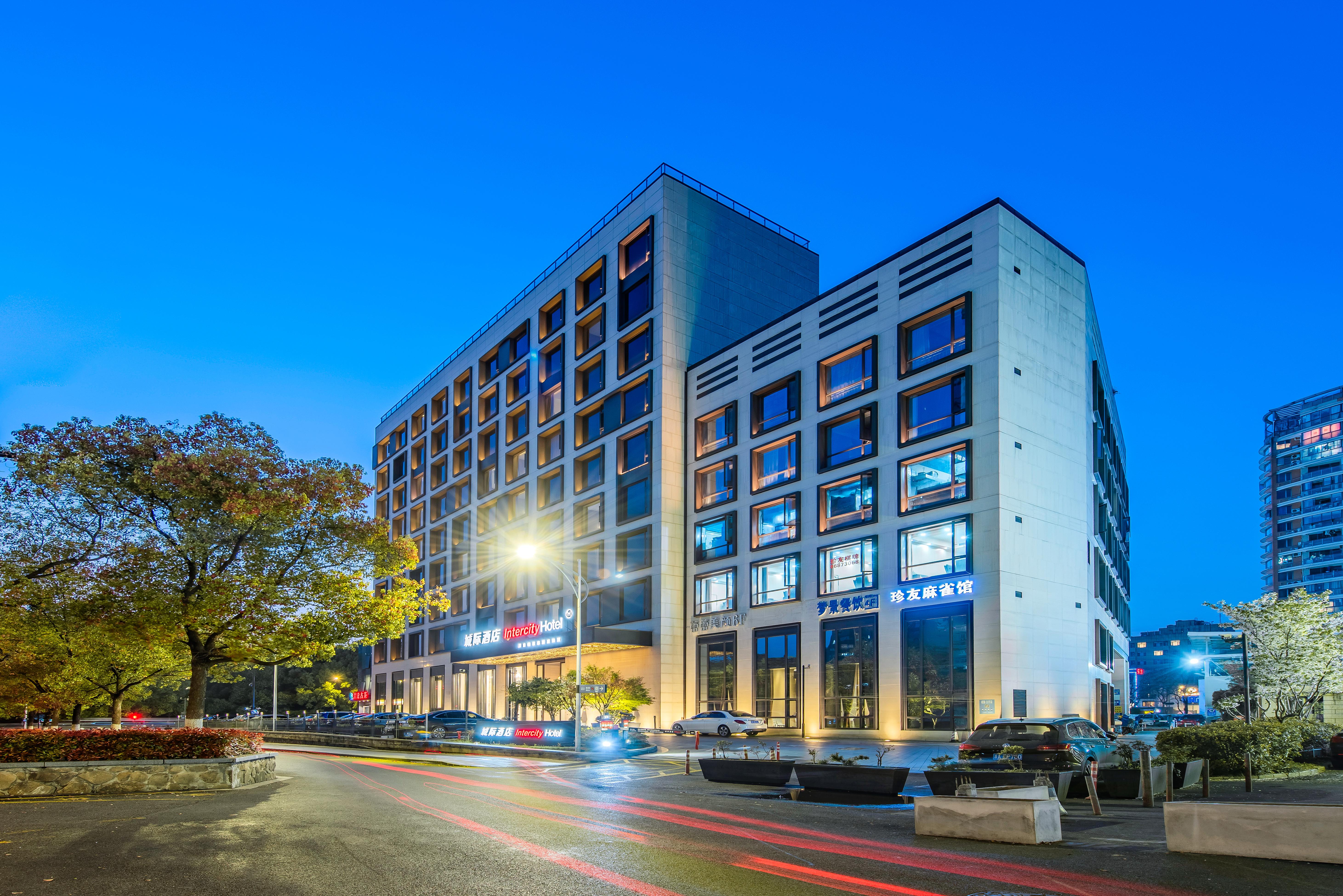 城际杭州西湖庆春路酒店