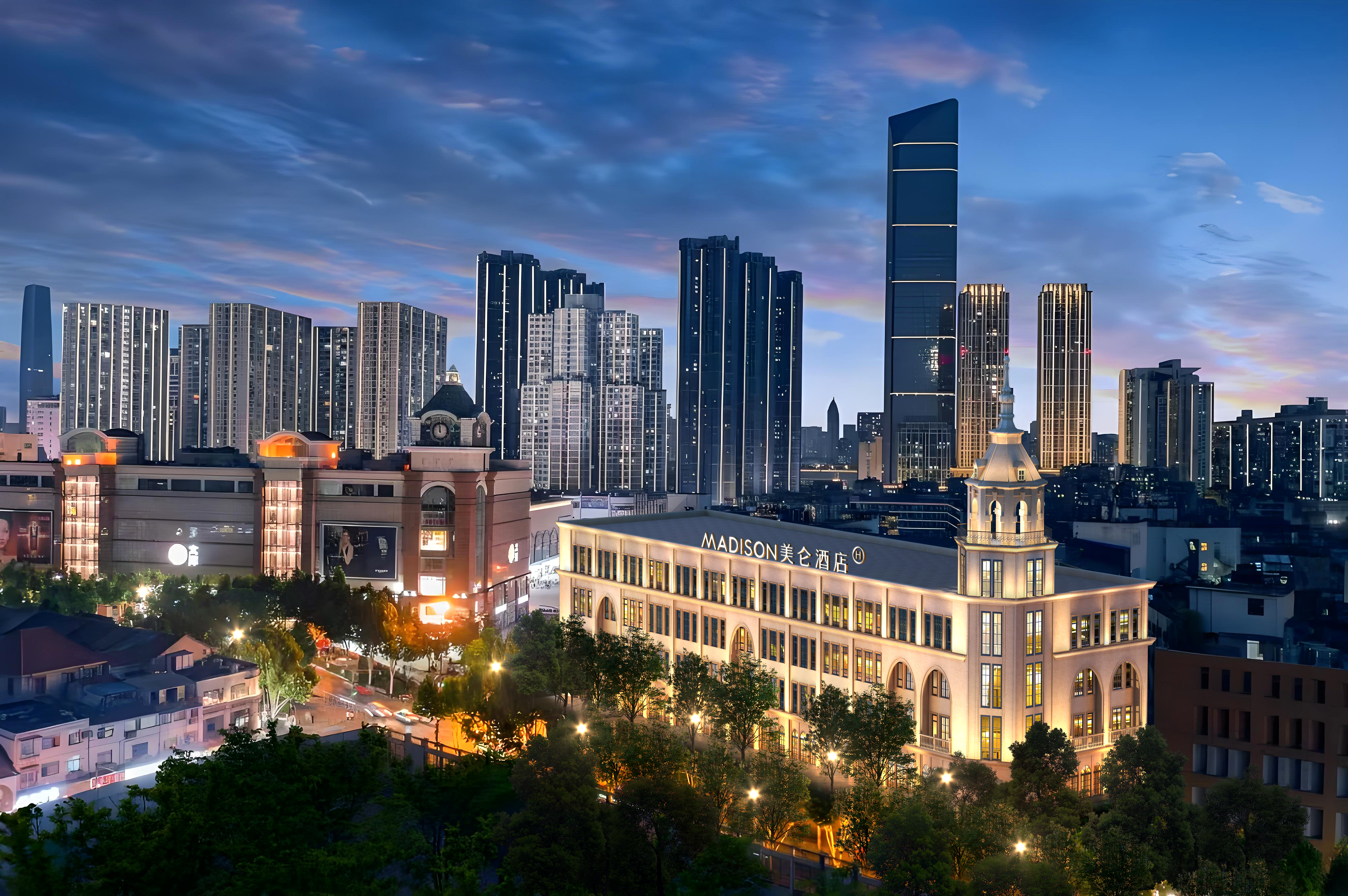 武汉江汉路步行街美仑酒店