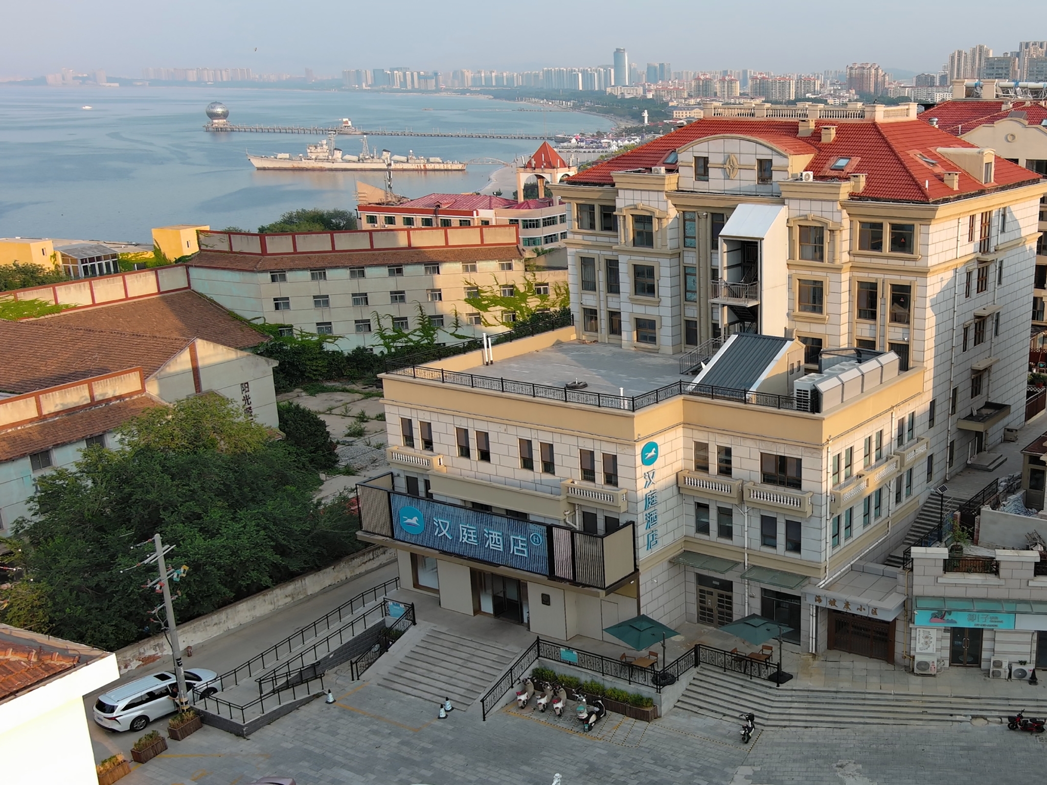汉庭烟台大学渔人码头酒店