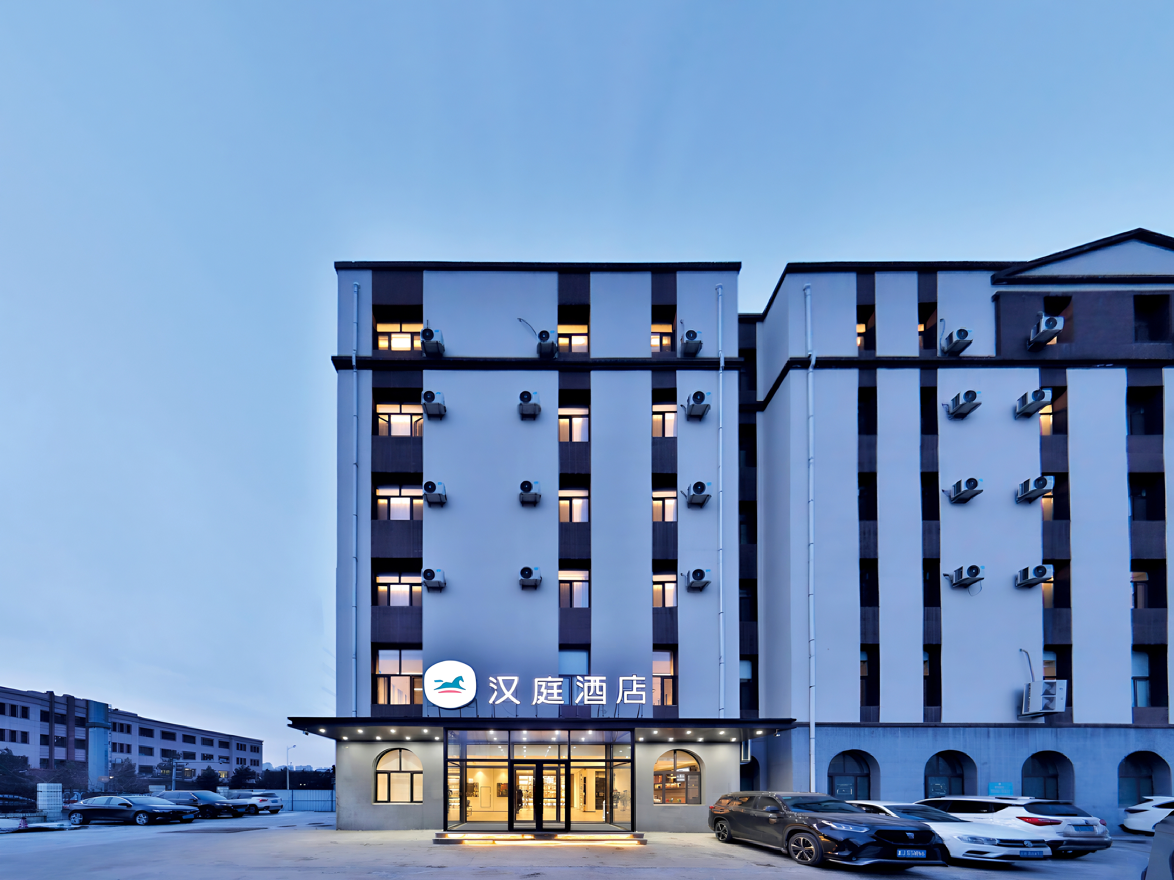 汉庭长春自由大路中东大市场酒店（原汉庭长春光电信息园酒店）