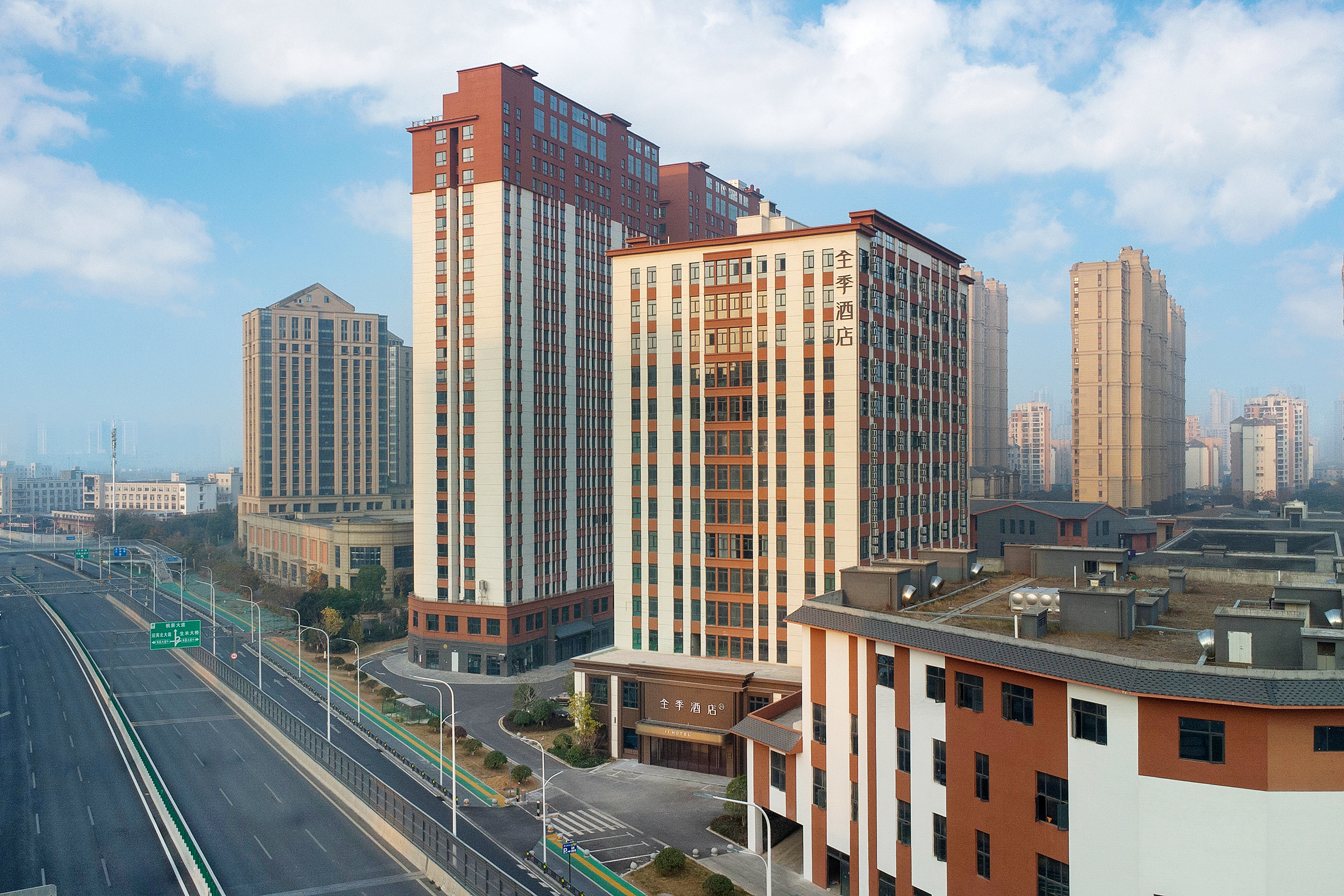 全季南昌朝阳西湖万达酒店
