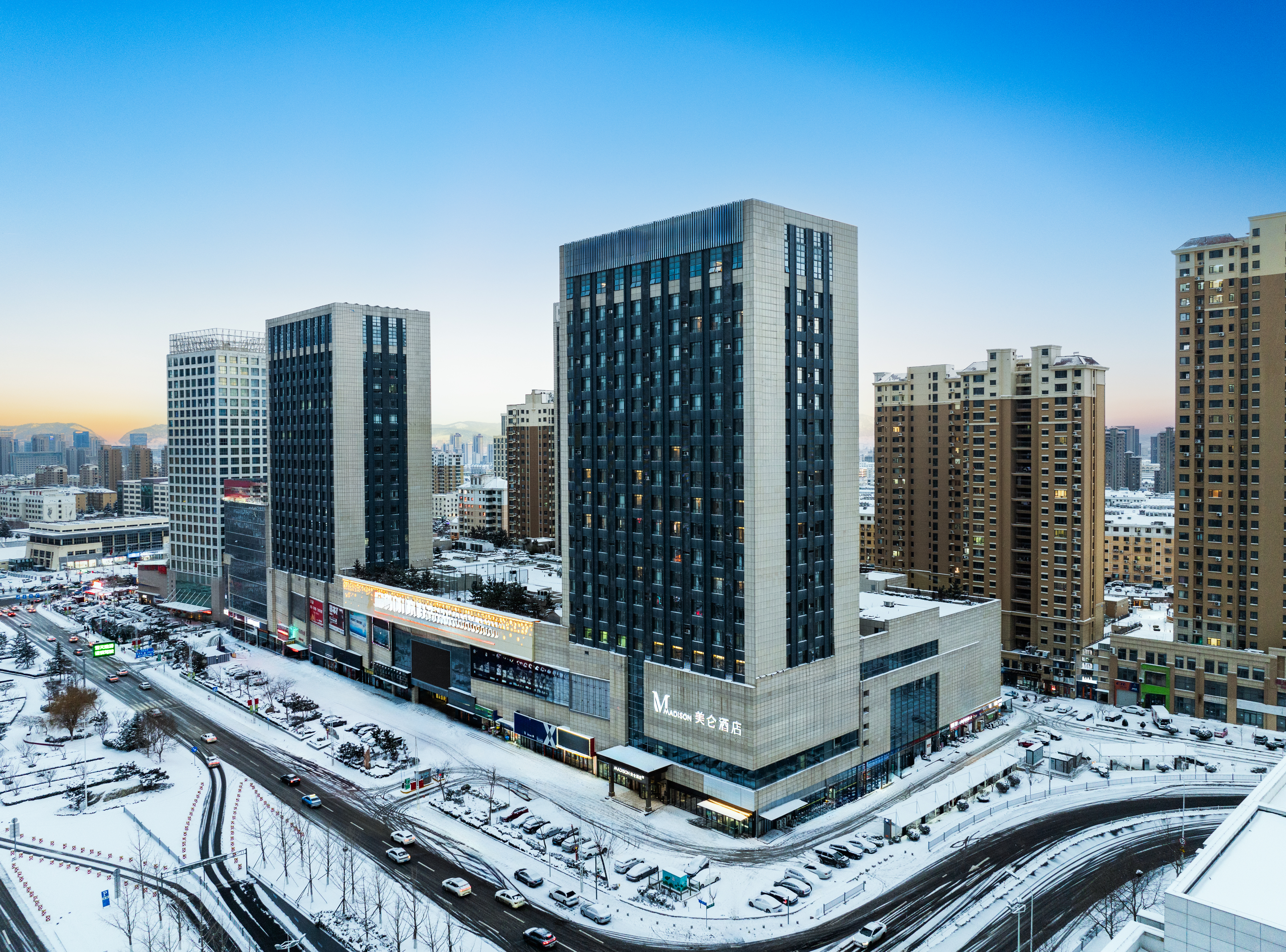 威海火车站韩乐坊美仑酒店